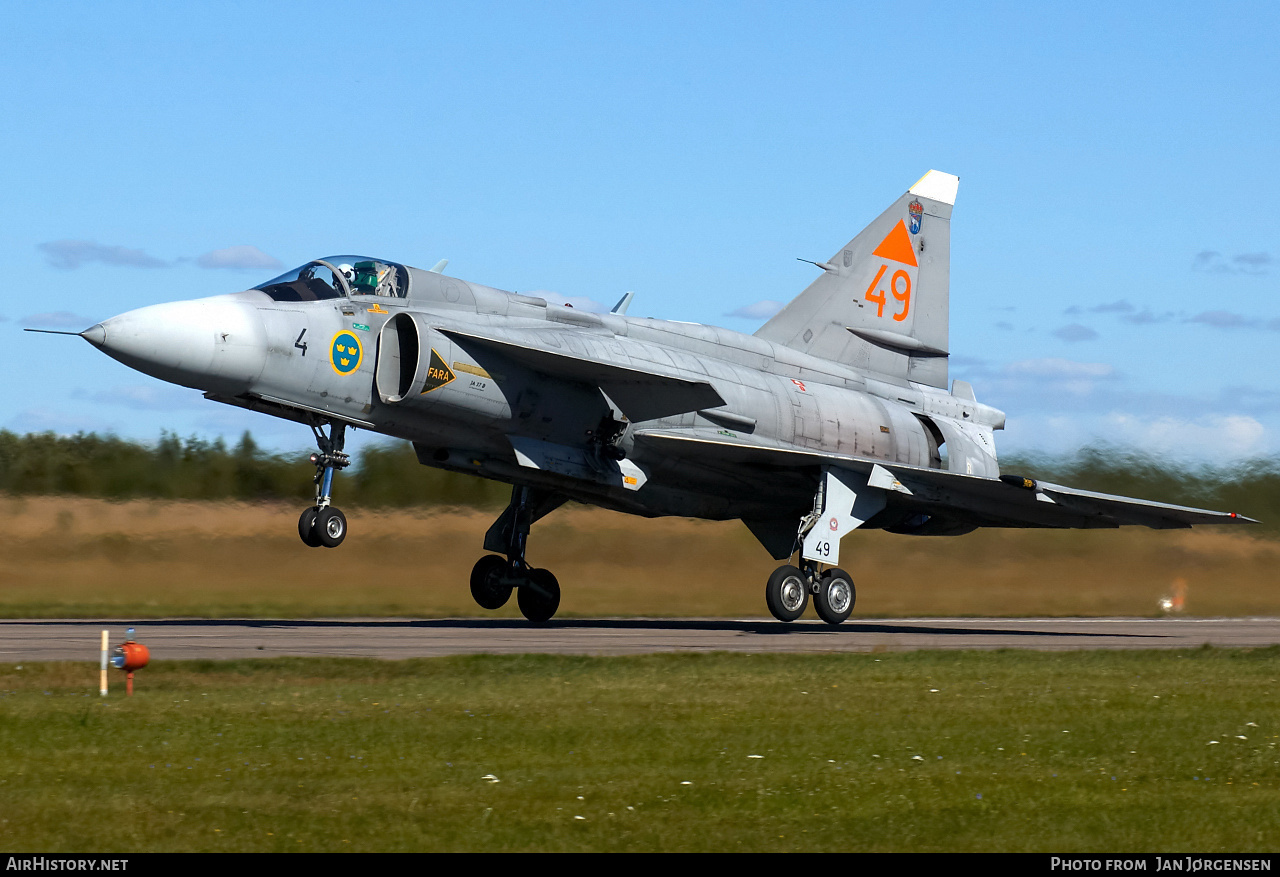 Aircraft Photo of 37449 | Saab JA37DI Viggen | Sweden - Air Force | AirHistory.net #633108