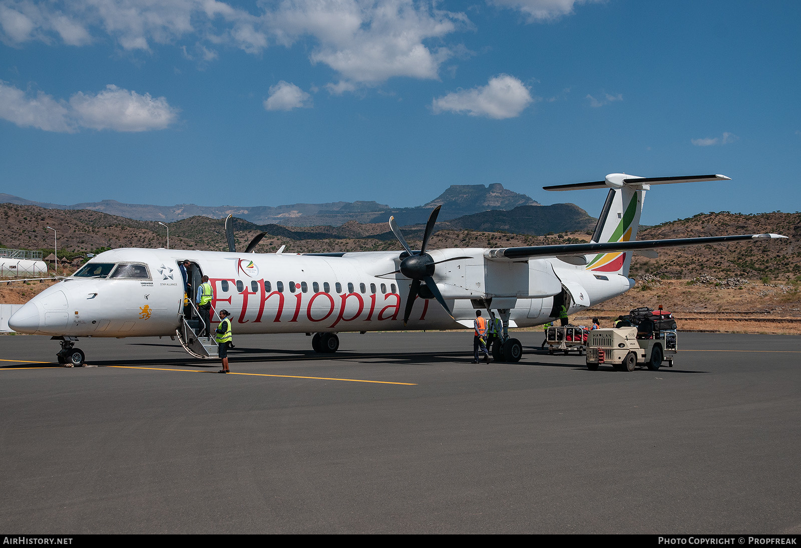 Aircraft Photo of ET-ANL | Bombardier DHC-8-402 Dash 8 | Ethiopian Airlines | AirHistory.net #633120