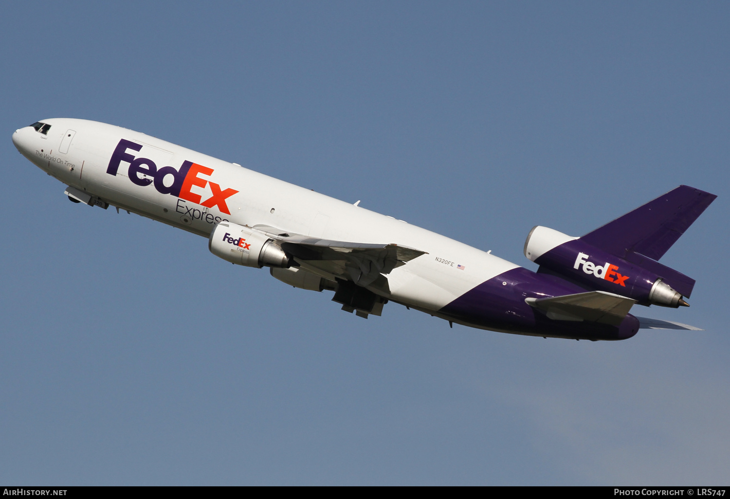 Aircraft Photo of N320FE | Boeing MD-10-30F | FedEx Express | AirHistory.net #633131