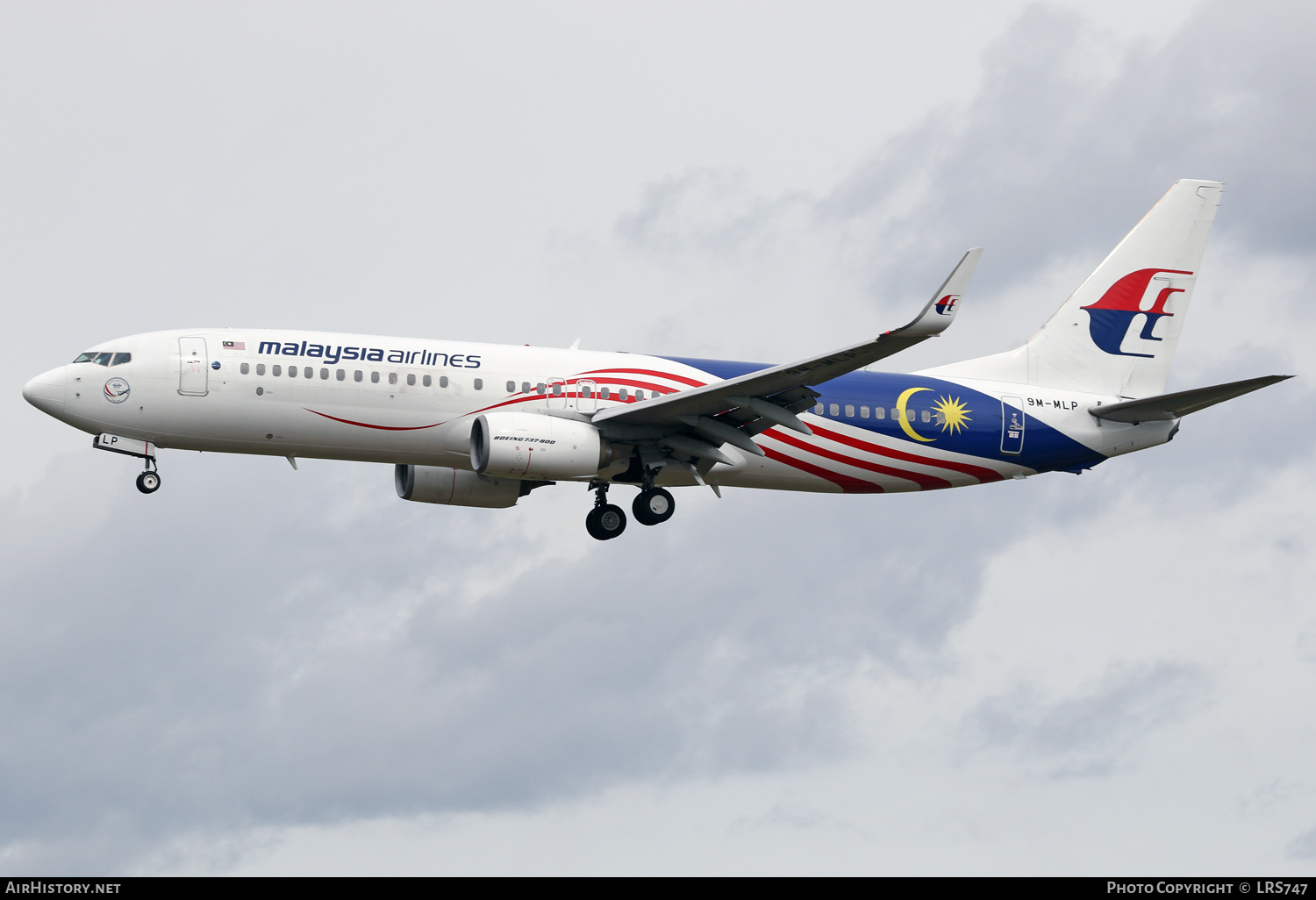 Aircraft Photo of 9M-MLP | Boeing 737-8H6 | Malaysia Airlines | AirHistory.net #633150