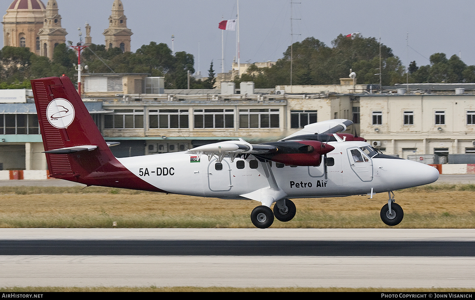 Aircraft Photo of 5A-DDC | De Havilland Canada DHC-6-300 Twin Otter | Petro Air | AirHistory.net #633183