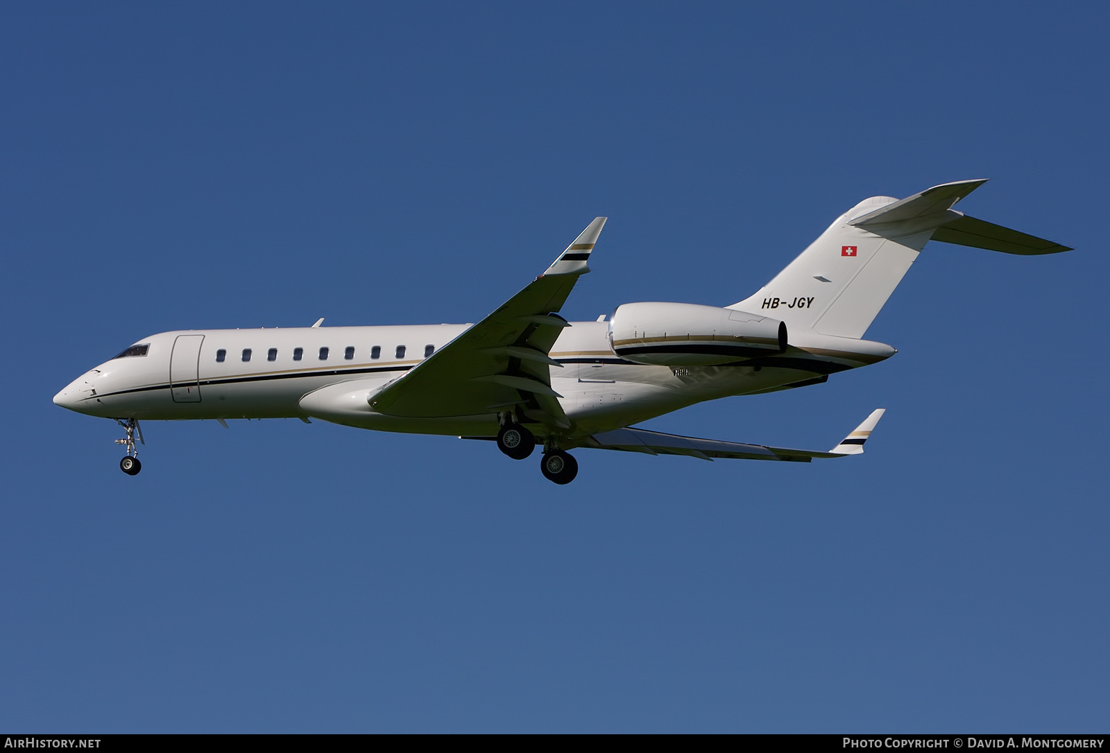 Aircraft Photo of HB-JGY | Bombardier Global Express XRS (BD-700-1A10) | AirHistory.net #633246