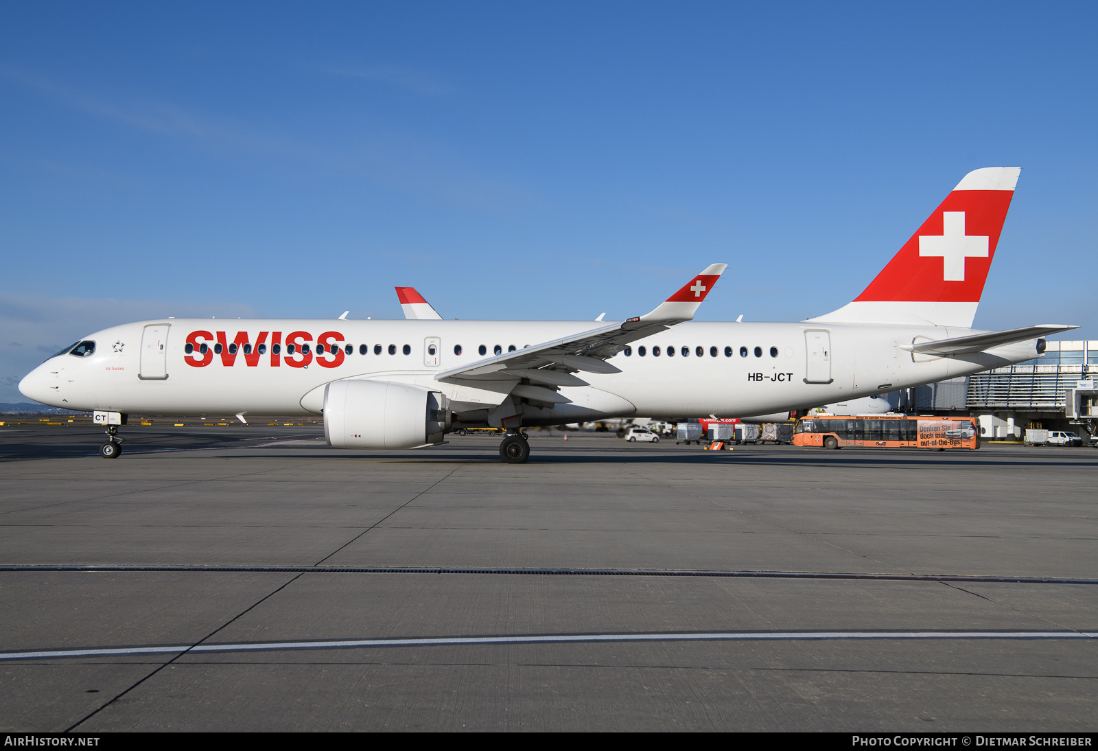 Aircraft Photo of HB-JCT | Airbus A220-371 (BD-500-1A11) | Swiss International Air Lines | AirHistory.net #633328