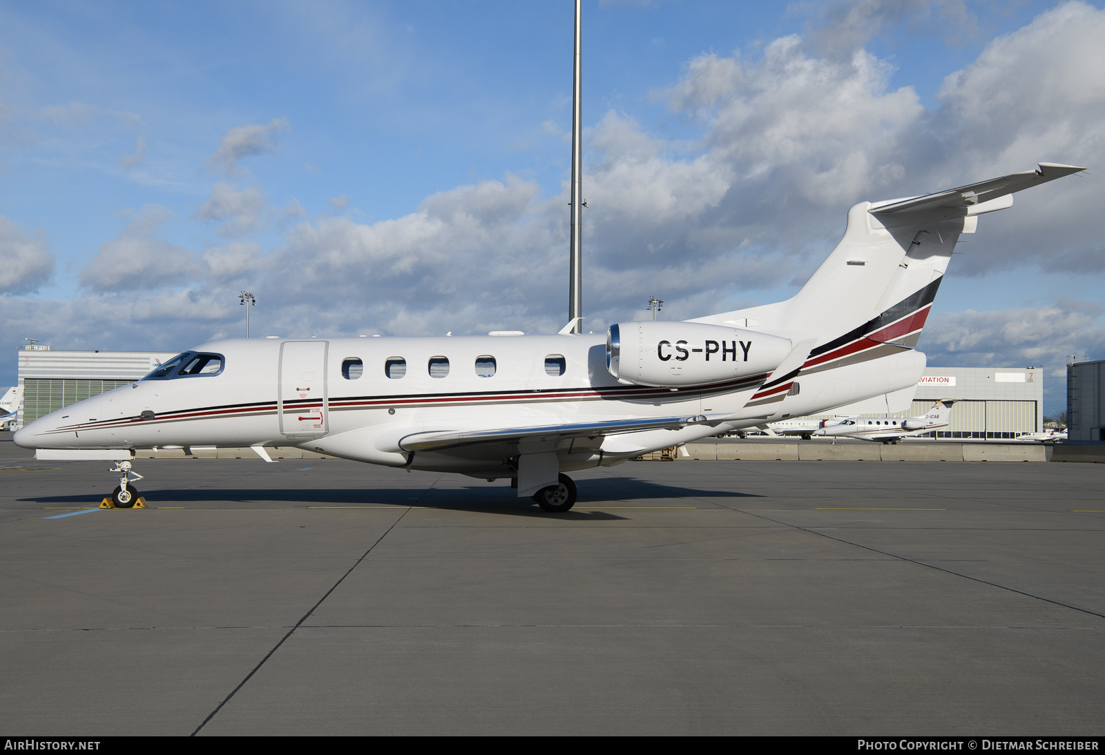 Aircraft Photo of CS-PHY | Embraer EMB-505 Phenom 300 | AirHistory.net #633331
