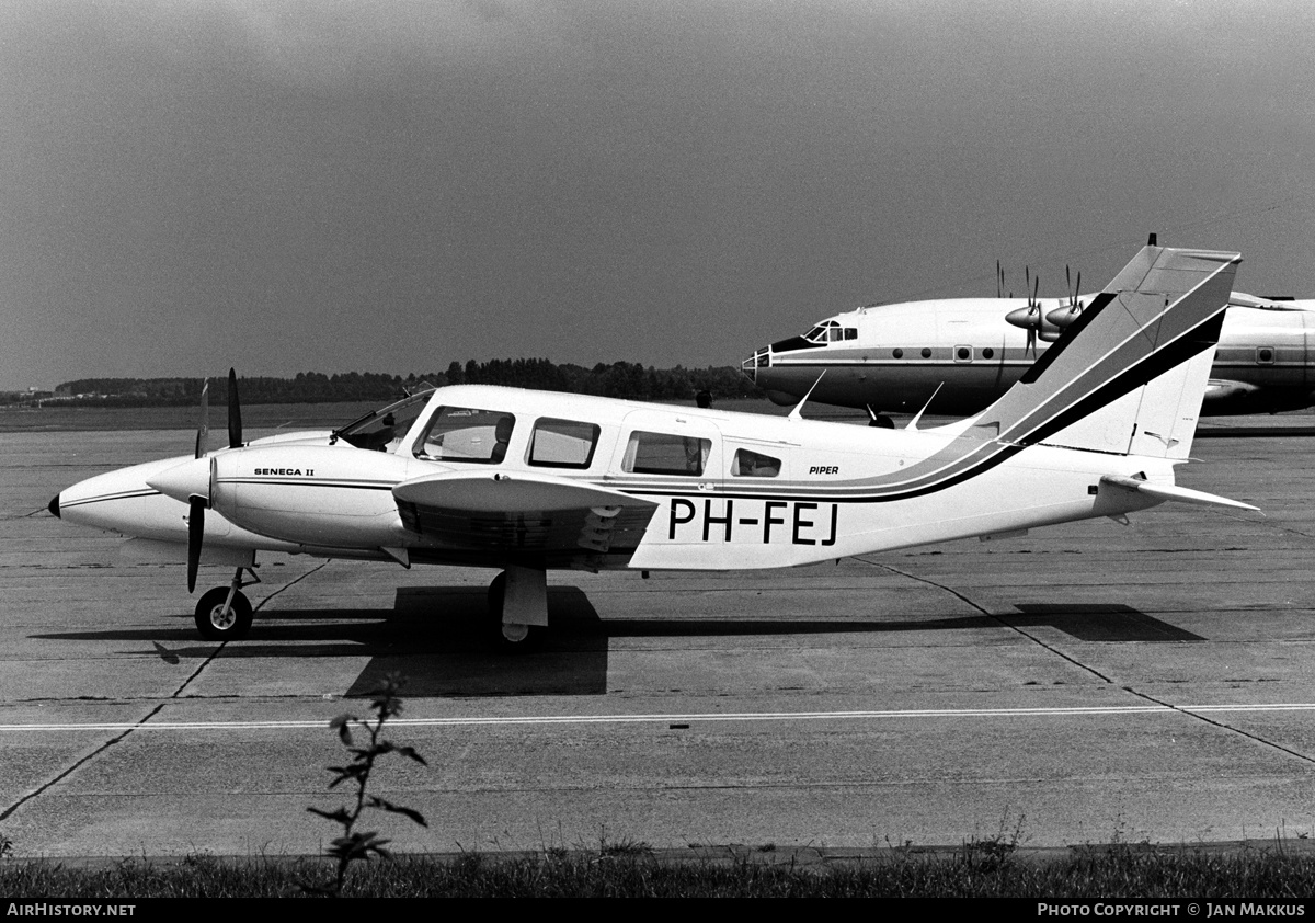 Aircraft Photo of PH-FEJ | Piper PA-34-200T Seneca II | AirHistory.net #633355
