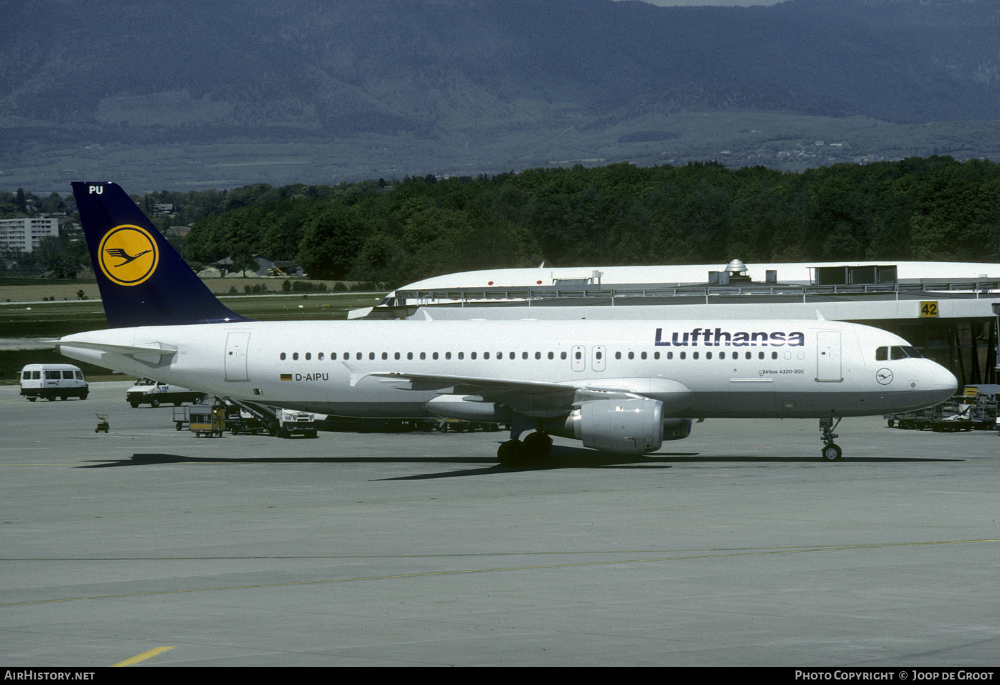 Aircraft Photo of D-AIPU | Airbus A320-211 | Lufthansa | AirHistory.net #633356