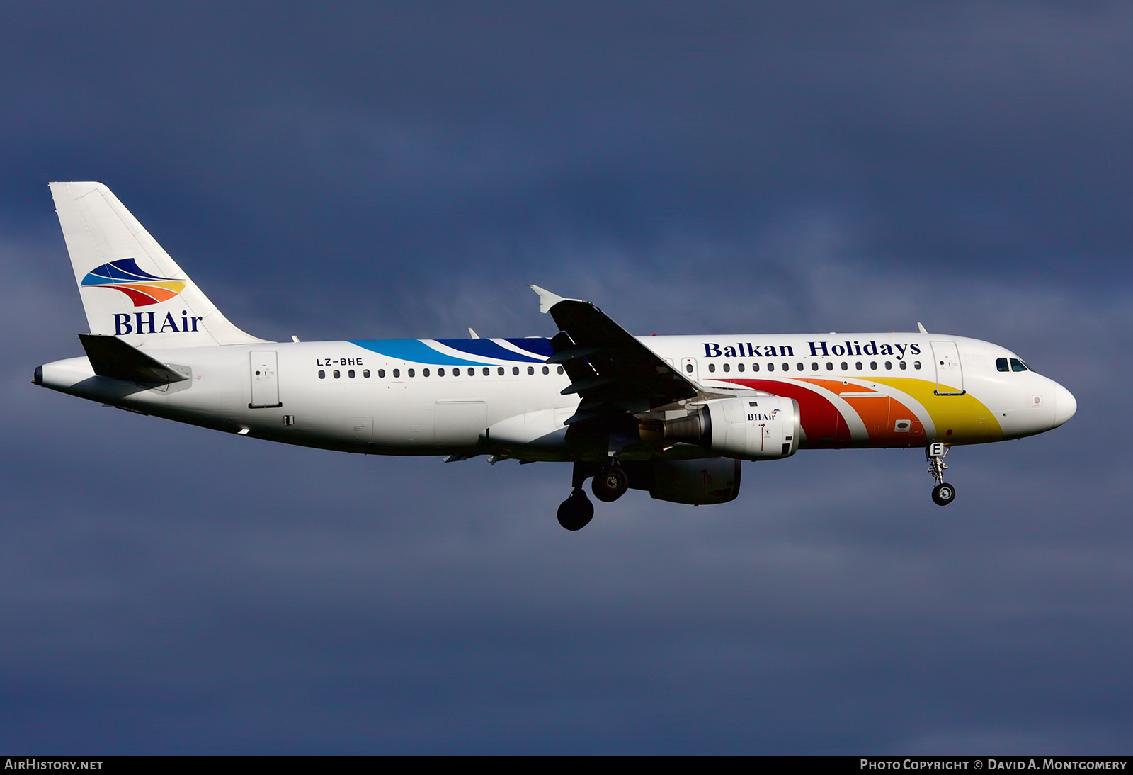 Aircraft Photo of LZ-BHE | Airbus A320-211 | Balkan Holidays Air - BH Air | AirHistory.net #633367