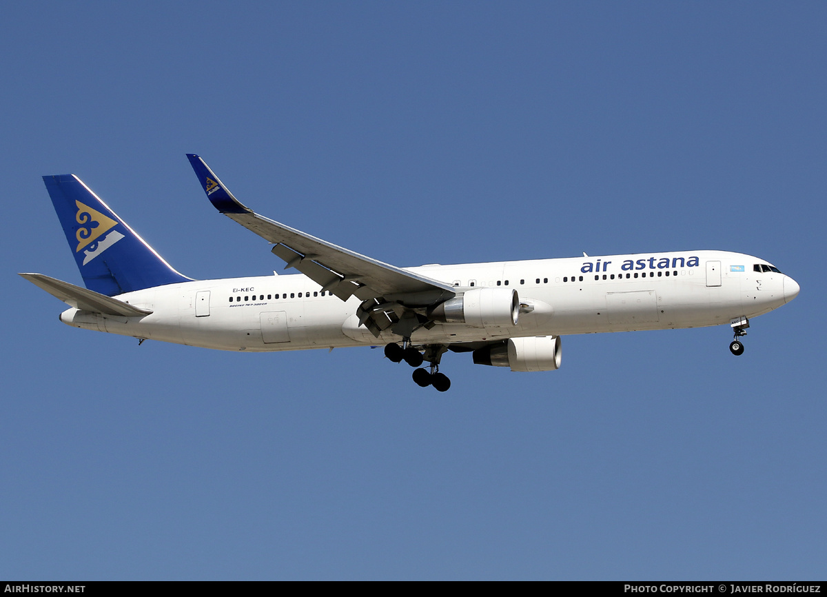 Aircraft Photo of EI-KEC | Boeing 767-3KY/ER | Air Astana | AirHistory.net #633370