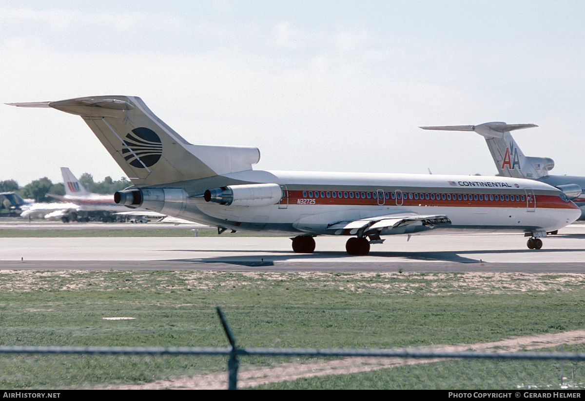 Aircraft Photo of N32725 | Boeing 727-224 | Continental Airlines | AirHistory.net #633389