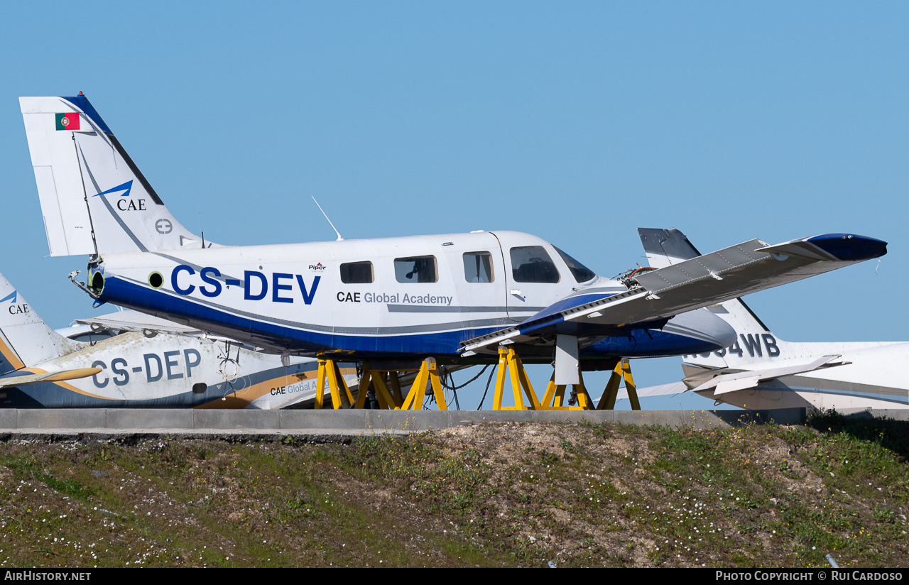 Aircraft Photo of CS-DEV | Piper PA-34-220T Seneca V | AirHistory.net #633481
