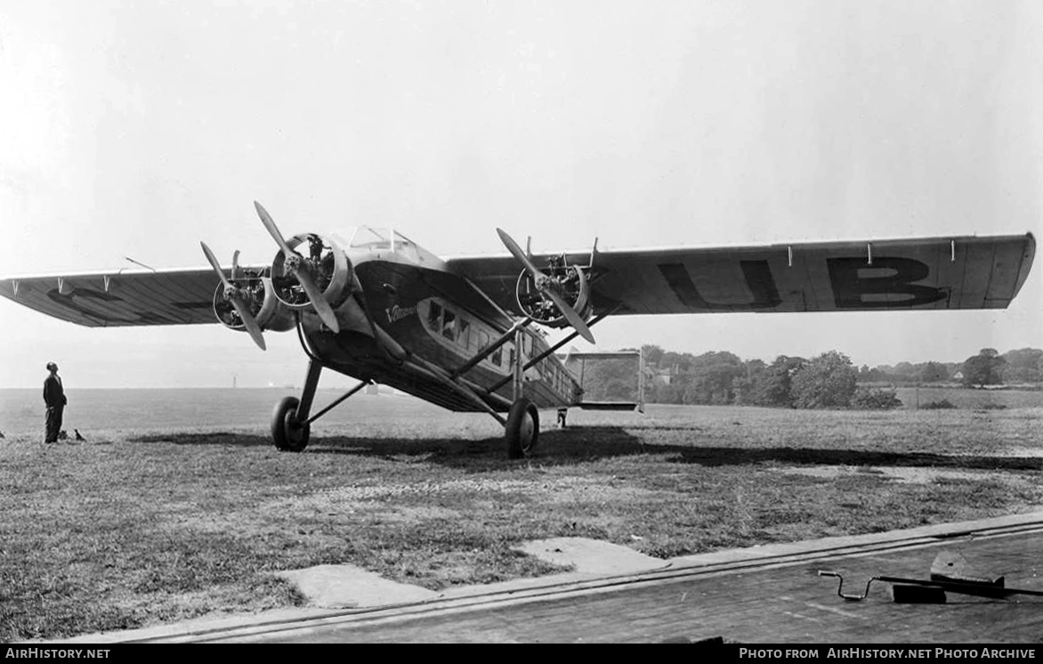 Aircraft Photo of G-AAUB | Vickers 160 Viastra I | AirHistory.net #633486