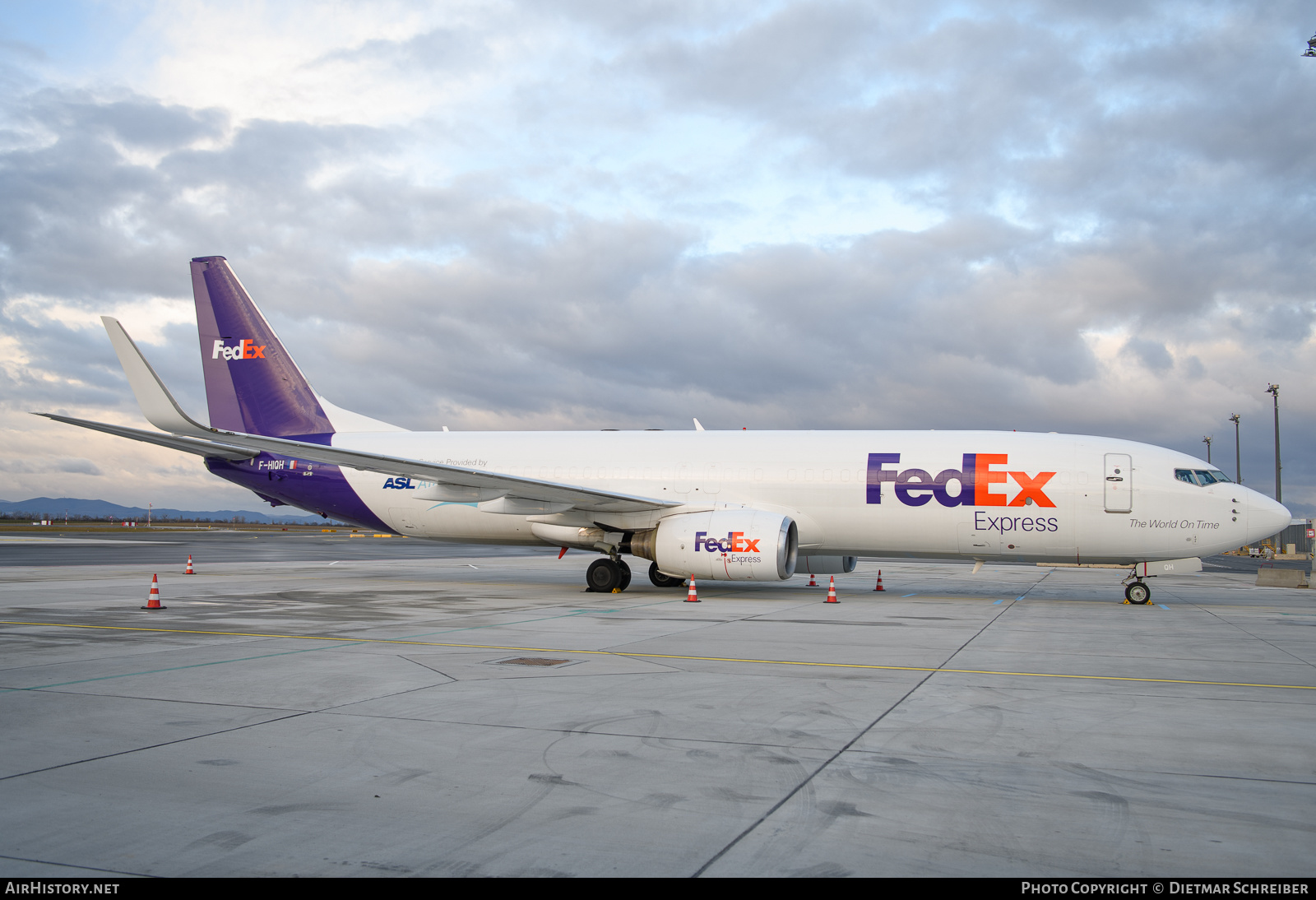 Aircraft Photo of F-HIQH | Boeing 737-86N(BCF) | FedEx Express | AirHistory.net #633491