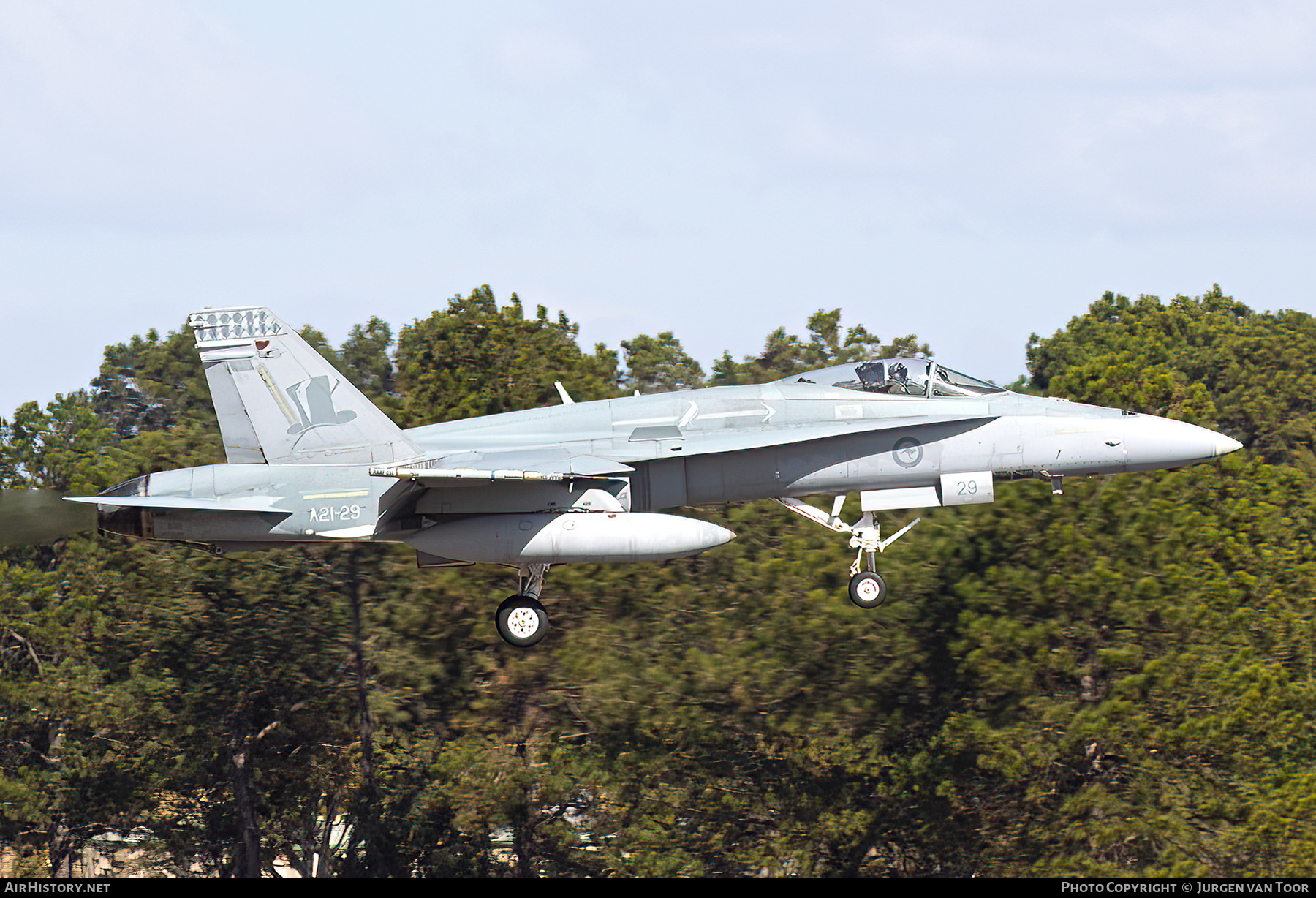 Aircraft Photo of A21-29 | McDonnell Douglas F/A-18A Hornet | Australia - Air Force | AirHistory.net #633608
