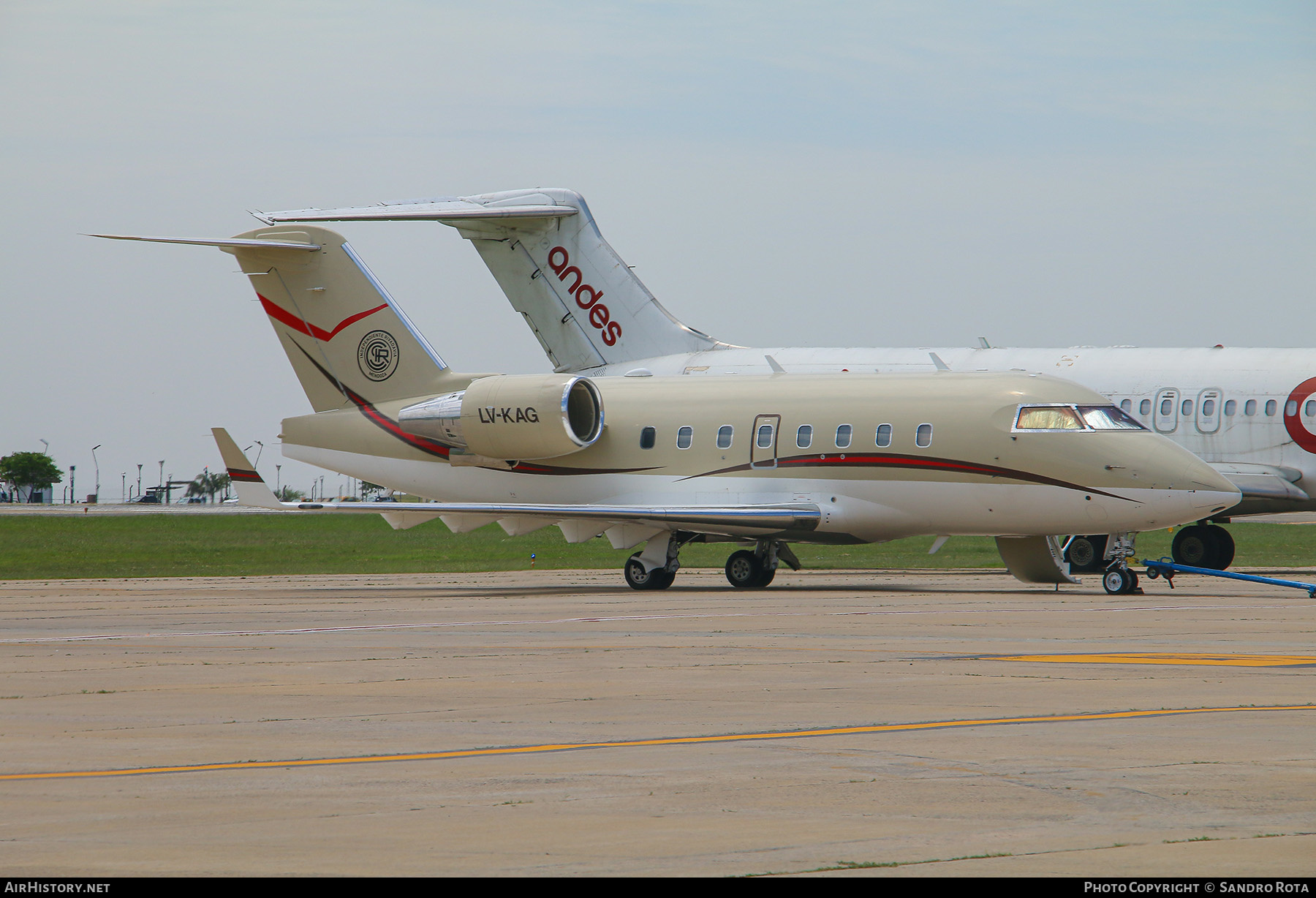 Aircraft Photo of LV-KAG | Bombardier Challenger 604 (CL-600-2B16) | AirHistory.net #633618