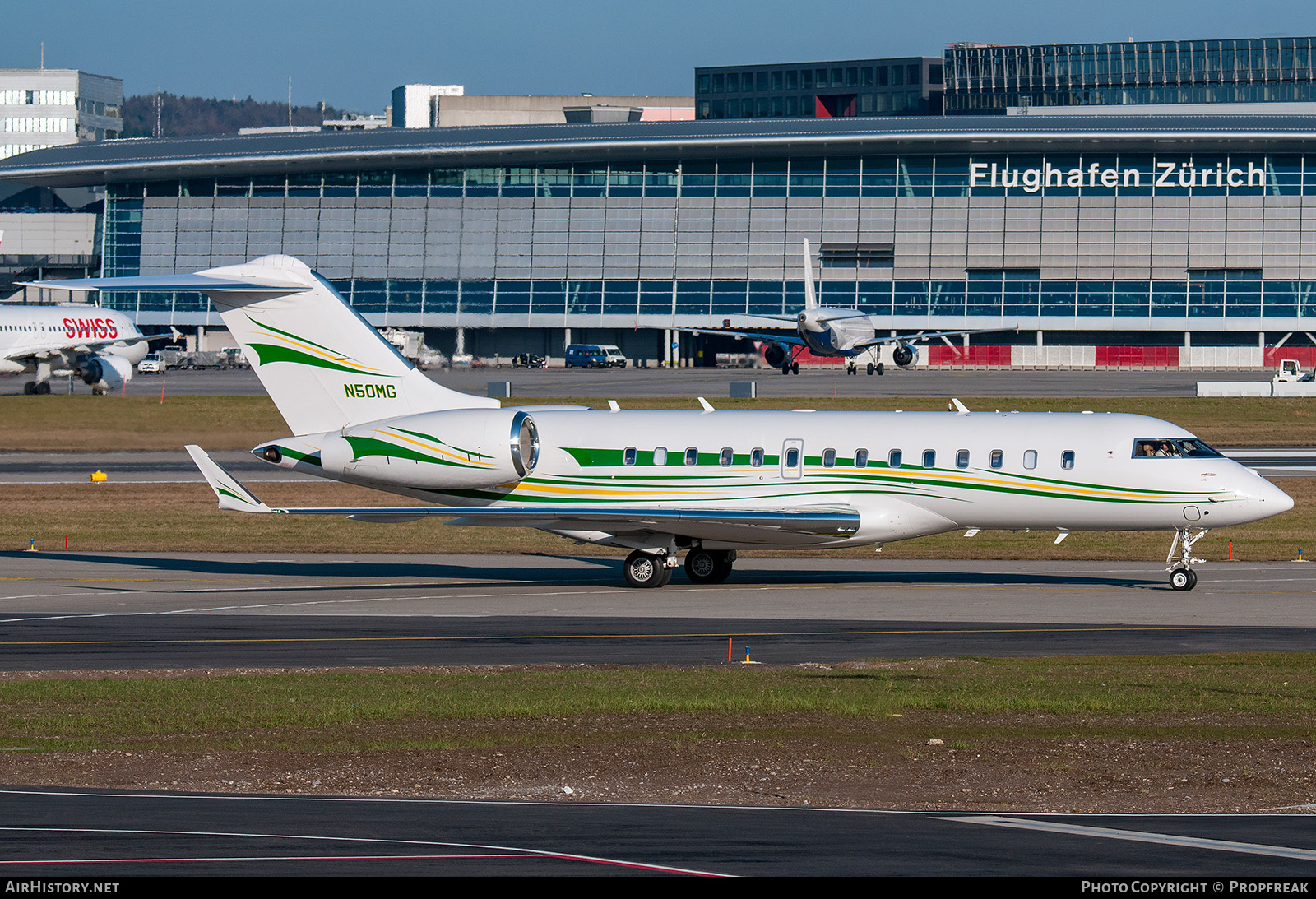 Aircraft Photo of N50MG | Bombardier Global 5000 (BD-700-1A11) | AirHistory.net #633746
