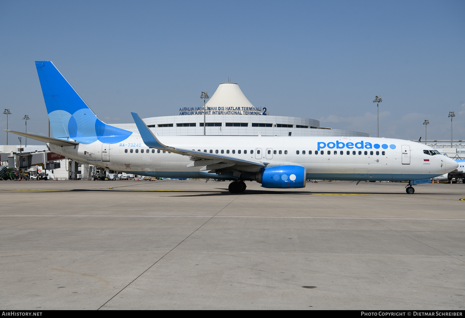 Aircraft Photo of RA-73240 | Boeing 737-8LJ | Pobeda Airlines | AirHistory.net #633768