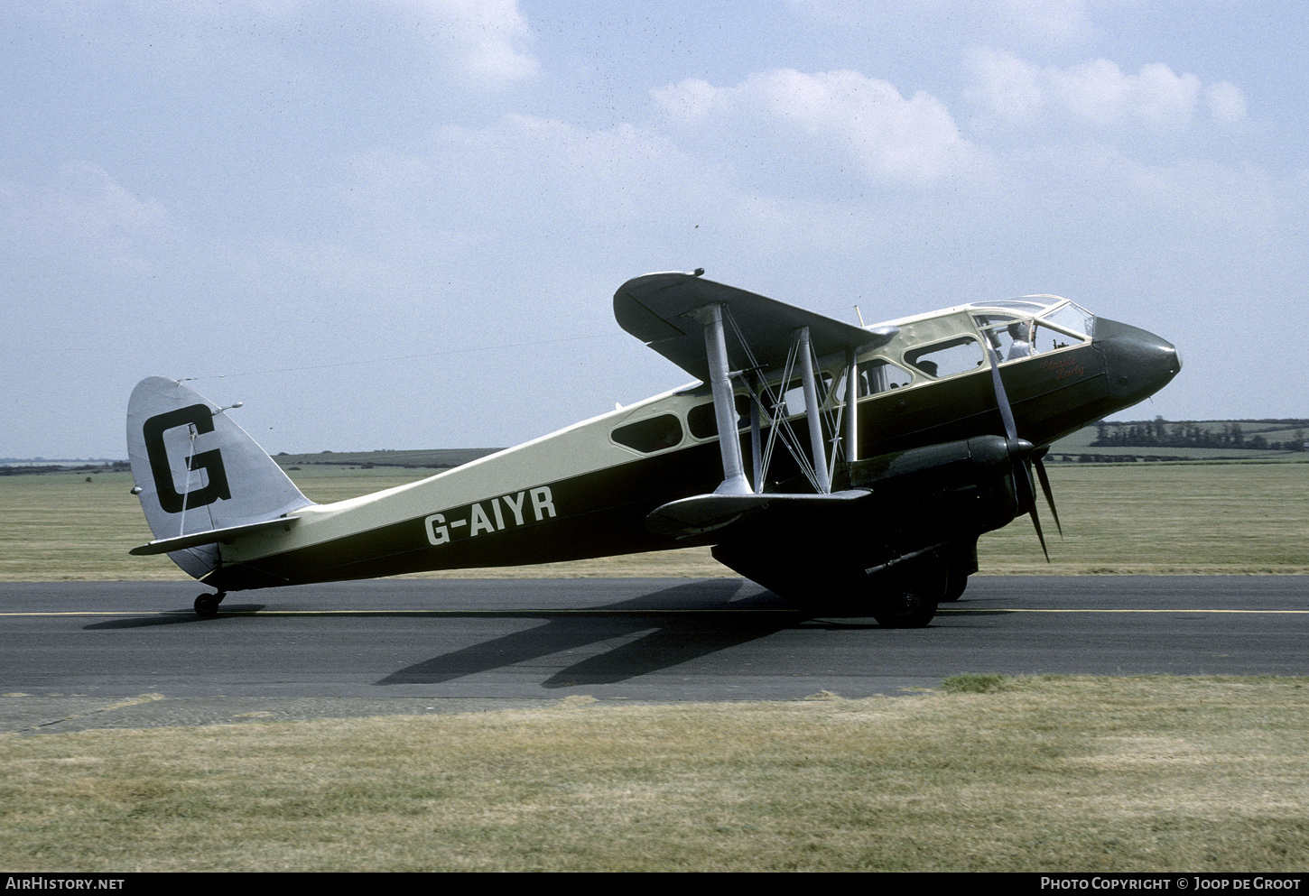 Aircraft Photo of G-AIYR | De Havilland D.H. 89A Dragon Rapide | AirHistory.net #633849