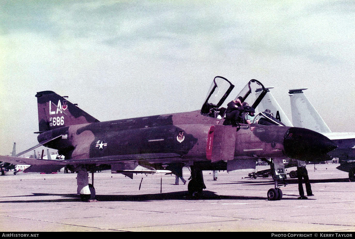 Aircraft Photo of 63-7686 / AF63-686 | McDonnell F-4C Phantom II | USA - Air Force | AirHistory.net #633858