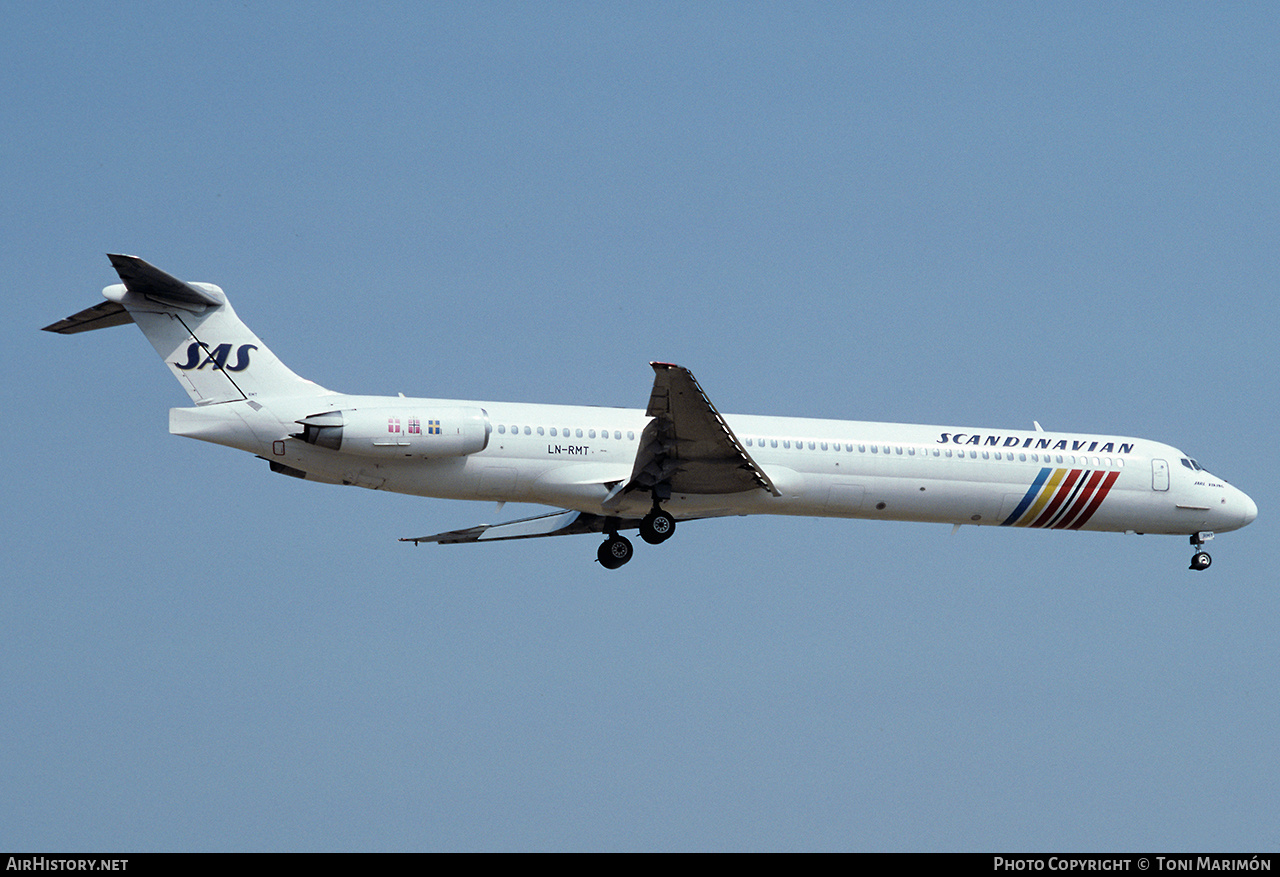 Aircraft Photo of LN-RMT | McDonnell Douglas MD-81 (DC-9-81) | Scandinavian Airlines - SAS | AirHistory.net #633877