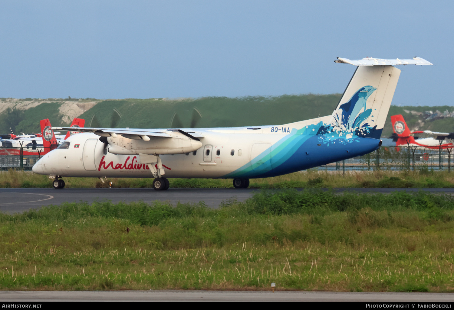 Aircraft Photo of 8Q-IAA | Bombardier DHC-8-315Q Dash 8 | Maldivian | AirHistory.net #633996