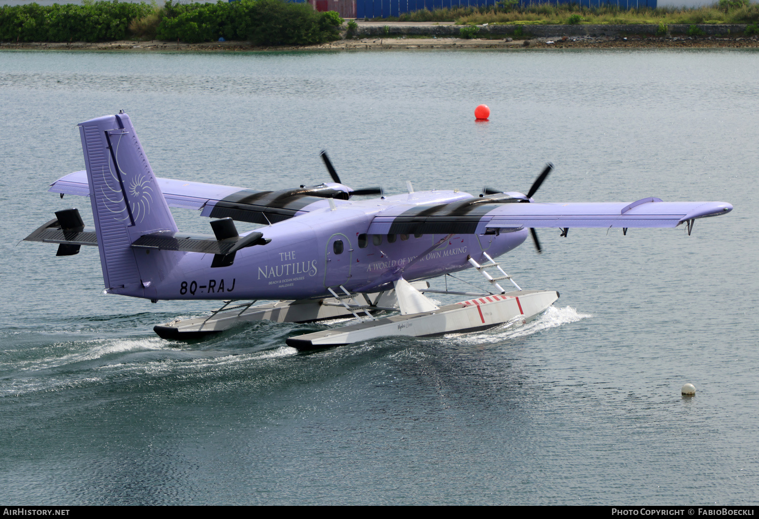 Aircraft Photo of 8Q-RAJ | De Havilland Canada DHC-6-300 Twin Otter | Manta Air | AirHistory.net #634082