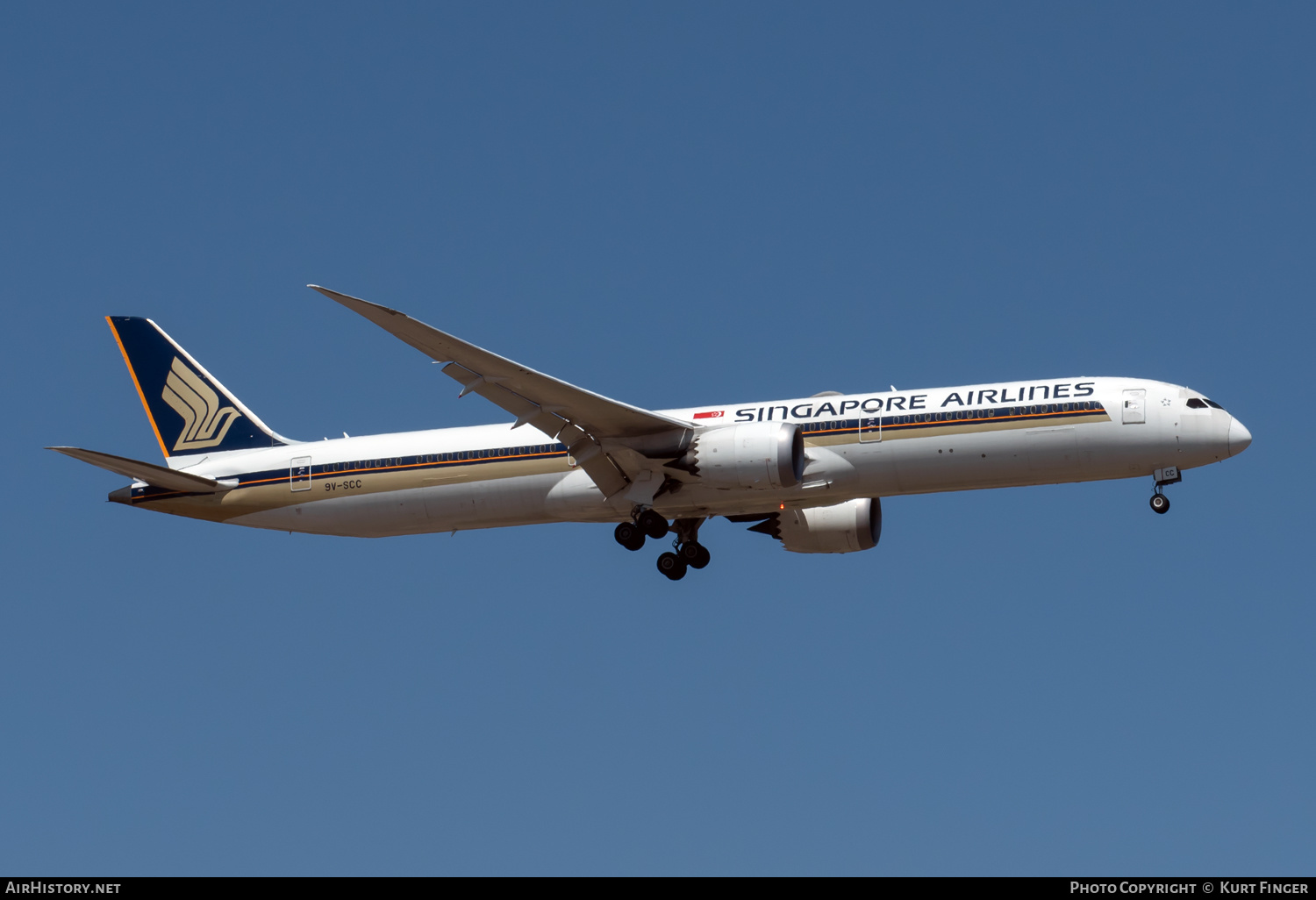 Aircraft Photo of 9V-SCC | Boeing 787-10 Dreamliner | Singapore Airlines | AirHistory.net #634093