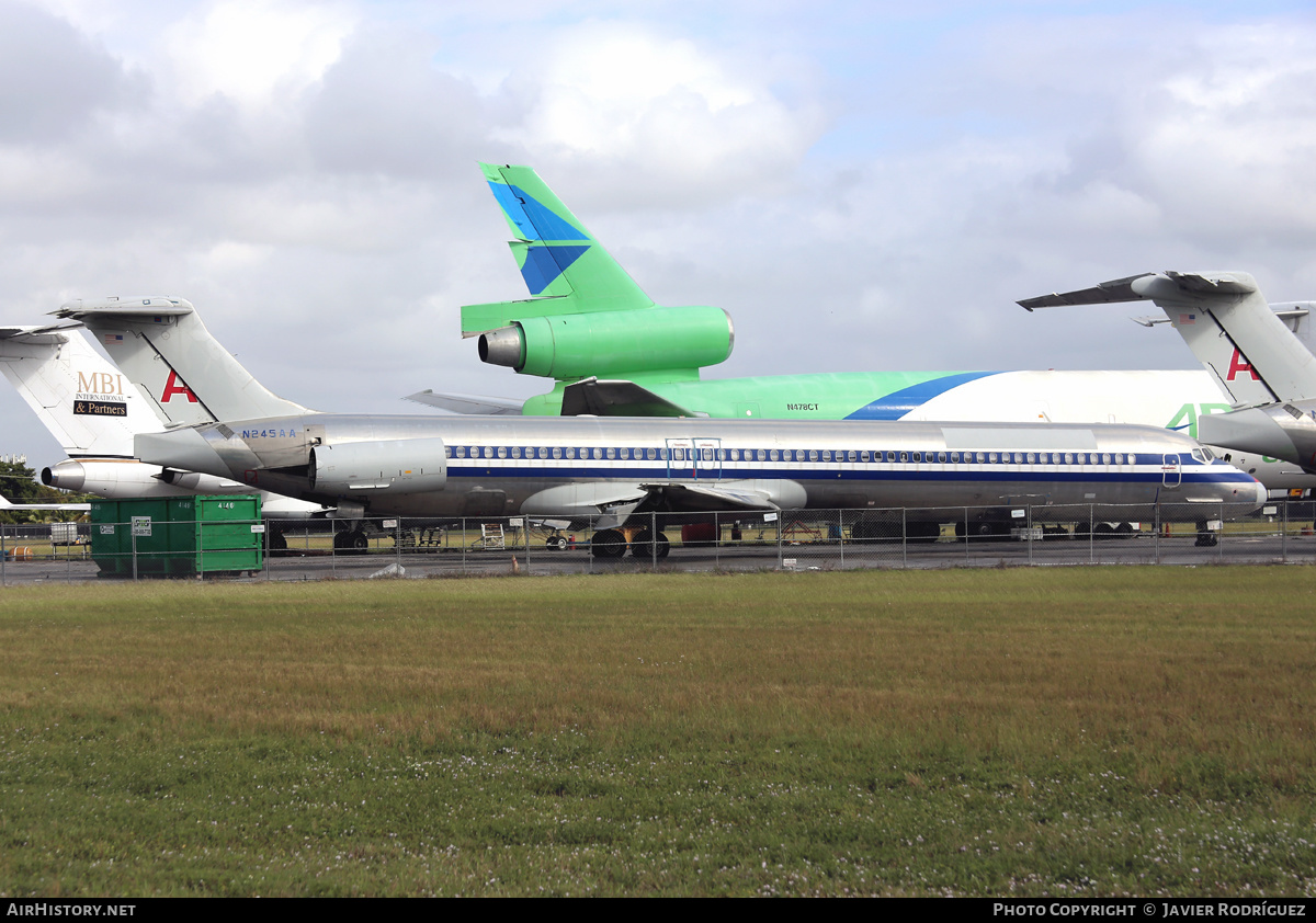 Aircraft Photo of N245AA | McDonnell Douglas MD-82 (DC-9-82) | AirHistory.net #634259