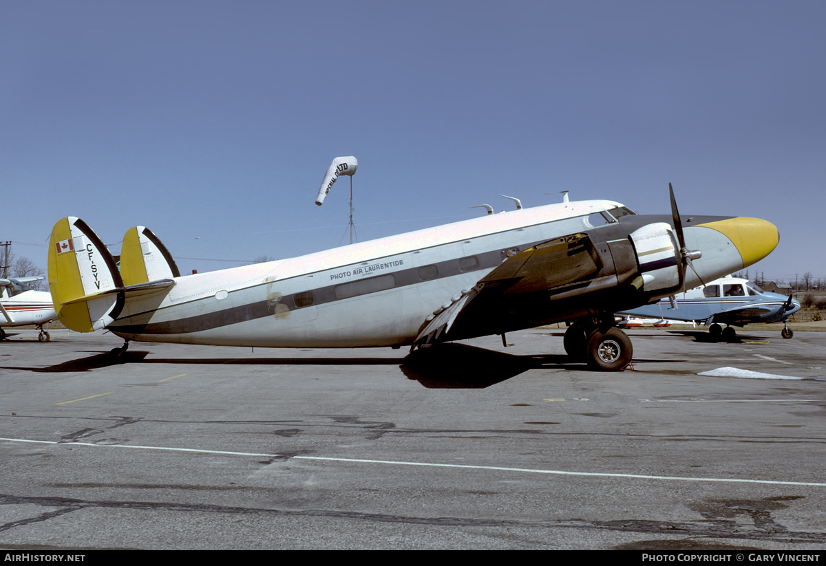 Aircraft Photo of CF-SYV | Lockheed C-60A Lodestar | Photo Air Laurentide | AirHistory.net #634308