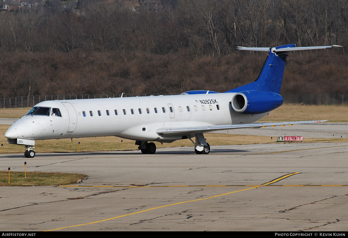 Aircraft Photo of N282SK | Embraer ERJ-145LR (EMB-145LR) | AirHistory.net #634347