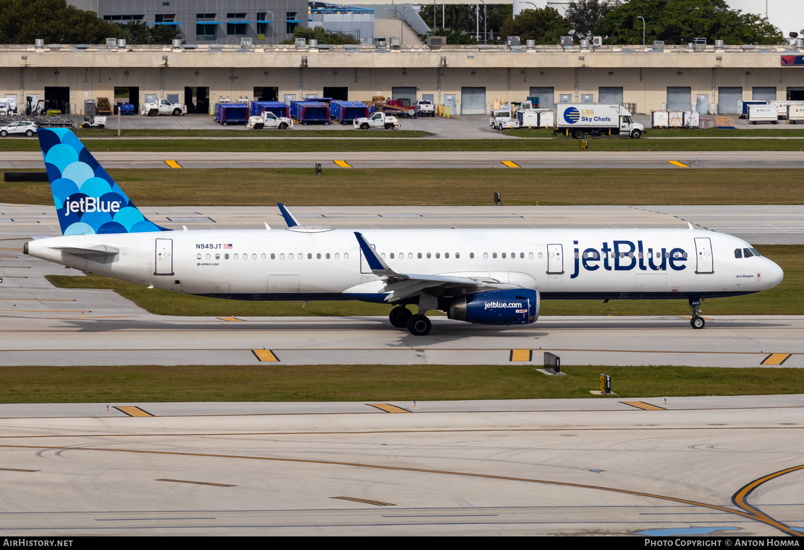 Aircraft Photo of N949JT | Airbus A321-231 | JetBlue Airways | AirHistory.net #634446