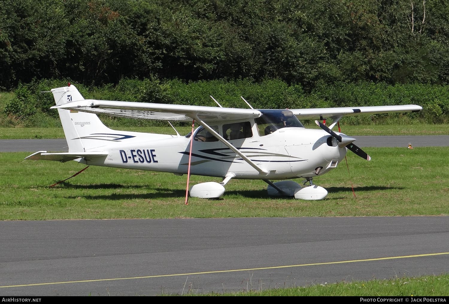 Aircraft Photo of D-ESUE | Cessna 172S Skyhawk SP | AirHistory.net #634450