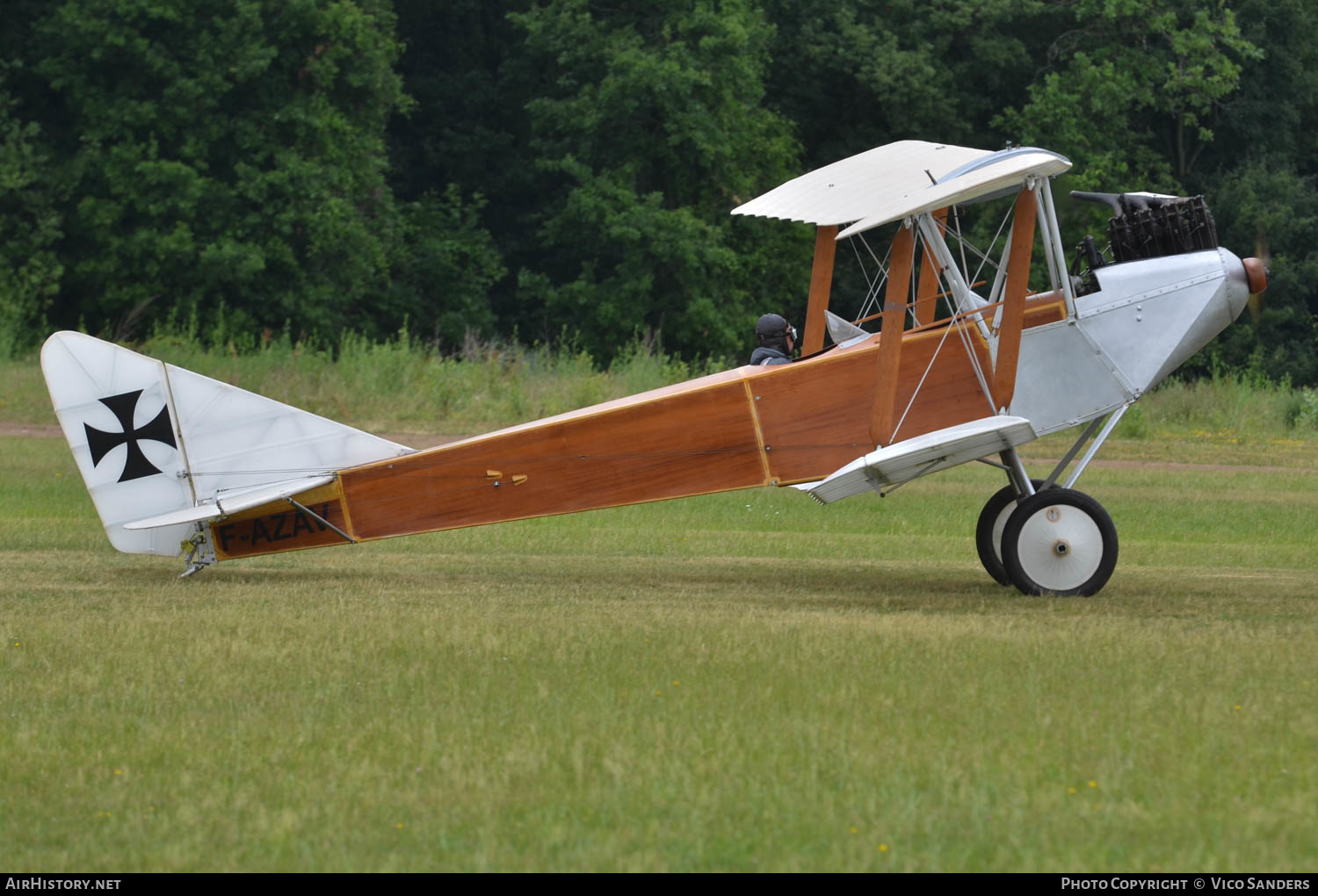 Aircraft Photo of F-AZAV | Albatros C.II replica | Germany - Air Force | AirHistory.net #634512