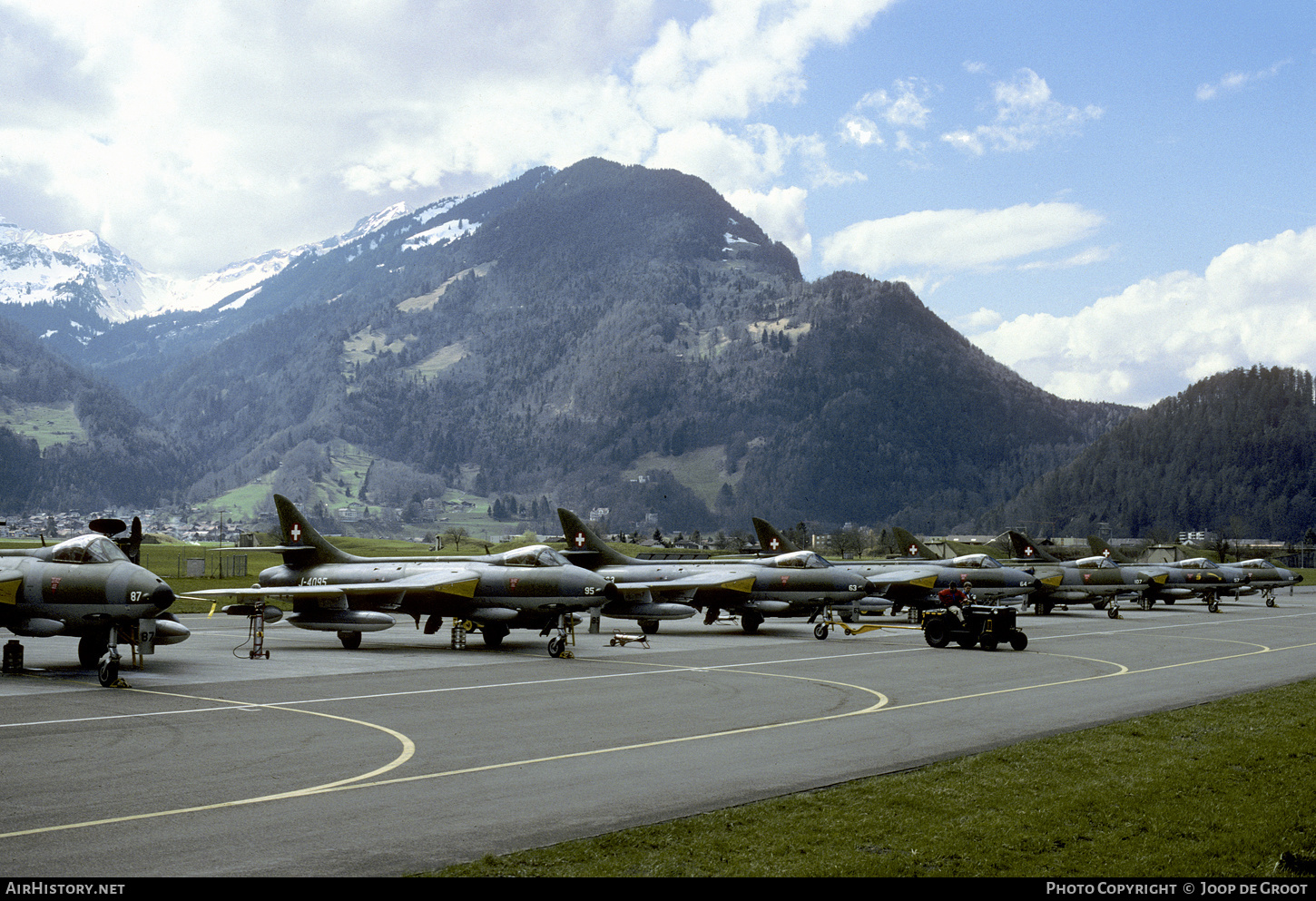 Airport photo of Interlaken (LSMI) (closed) in Switzerland | AirHistory.net #634533