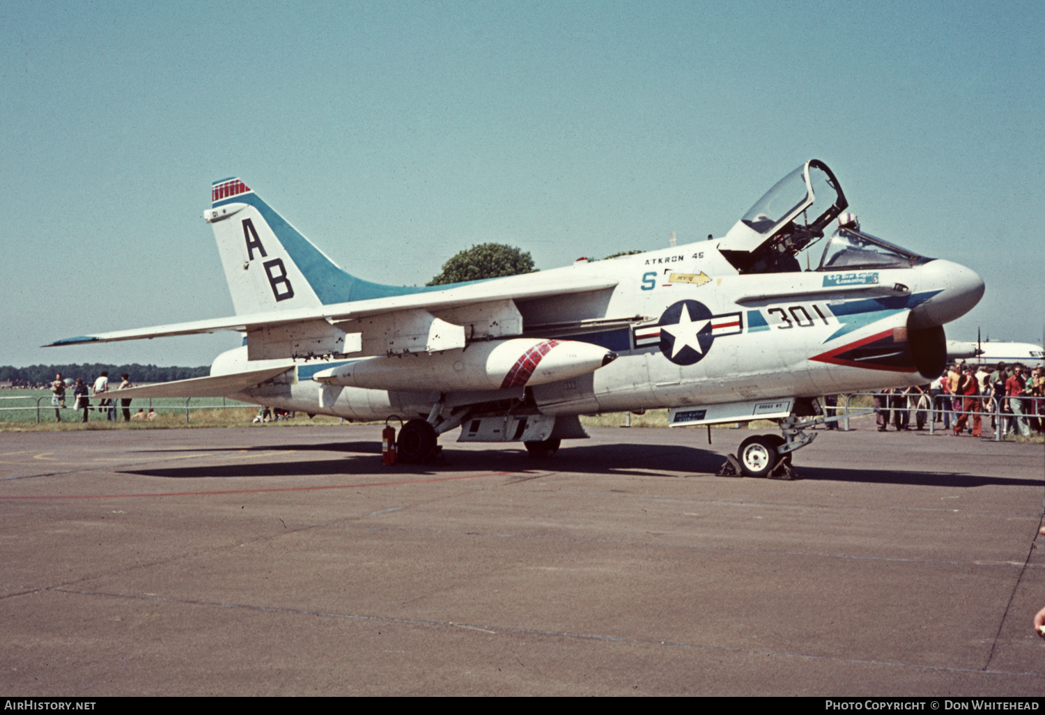 Aircraft Photo of 154482 | LTV A-7B Corsair II | USA - Navy | AirHistory.net #634534