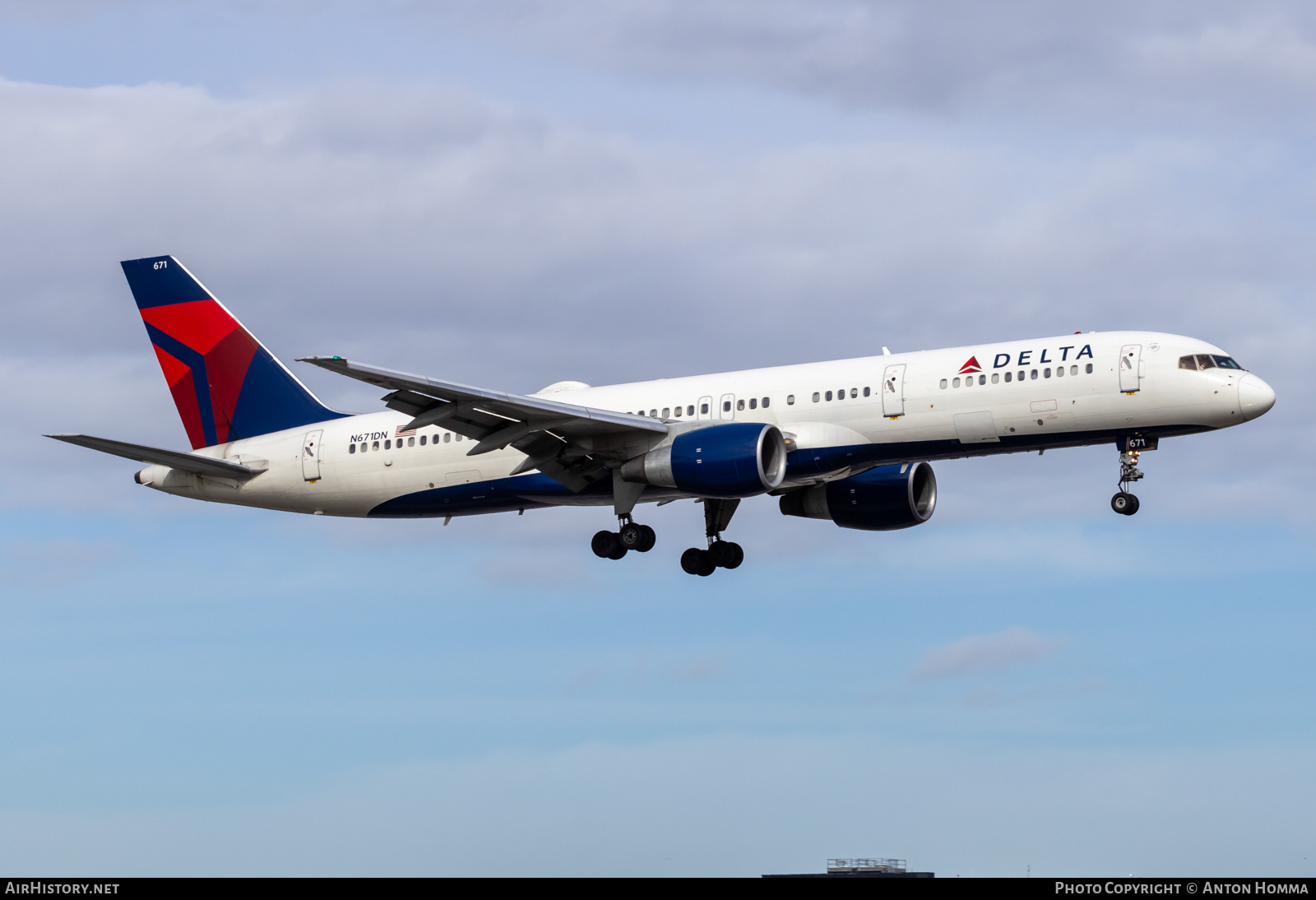Aircraft Photo of N671DN | Boeing 757-232 | Delta Air Lines | AirHistory.net #634541