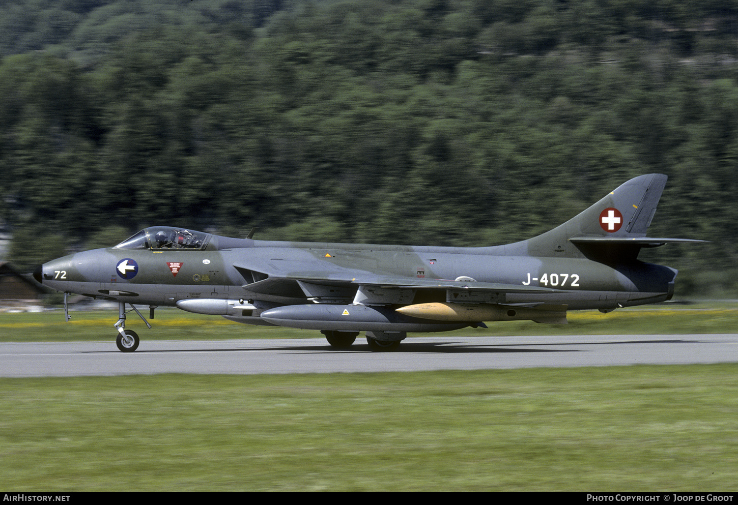 Aircraft Photo of J-4072 | Hawker Hunter F58 | Switzerland - Air Force | AirHistory.net #634557