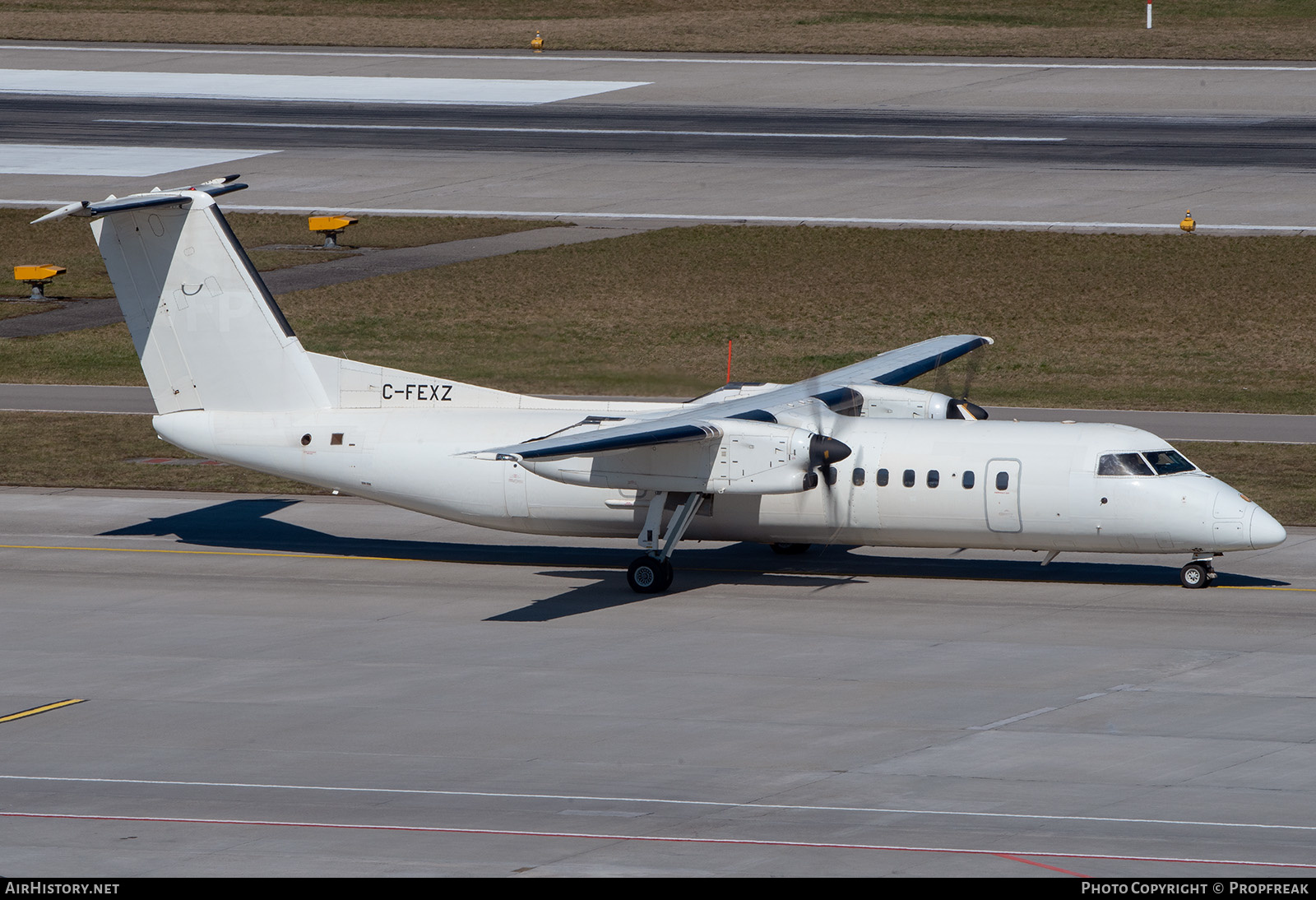 Aircraft Photo of C-FEXZ | De Havilland Canada DHC-8-300 Dash 8 | AirHistory.net #634587