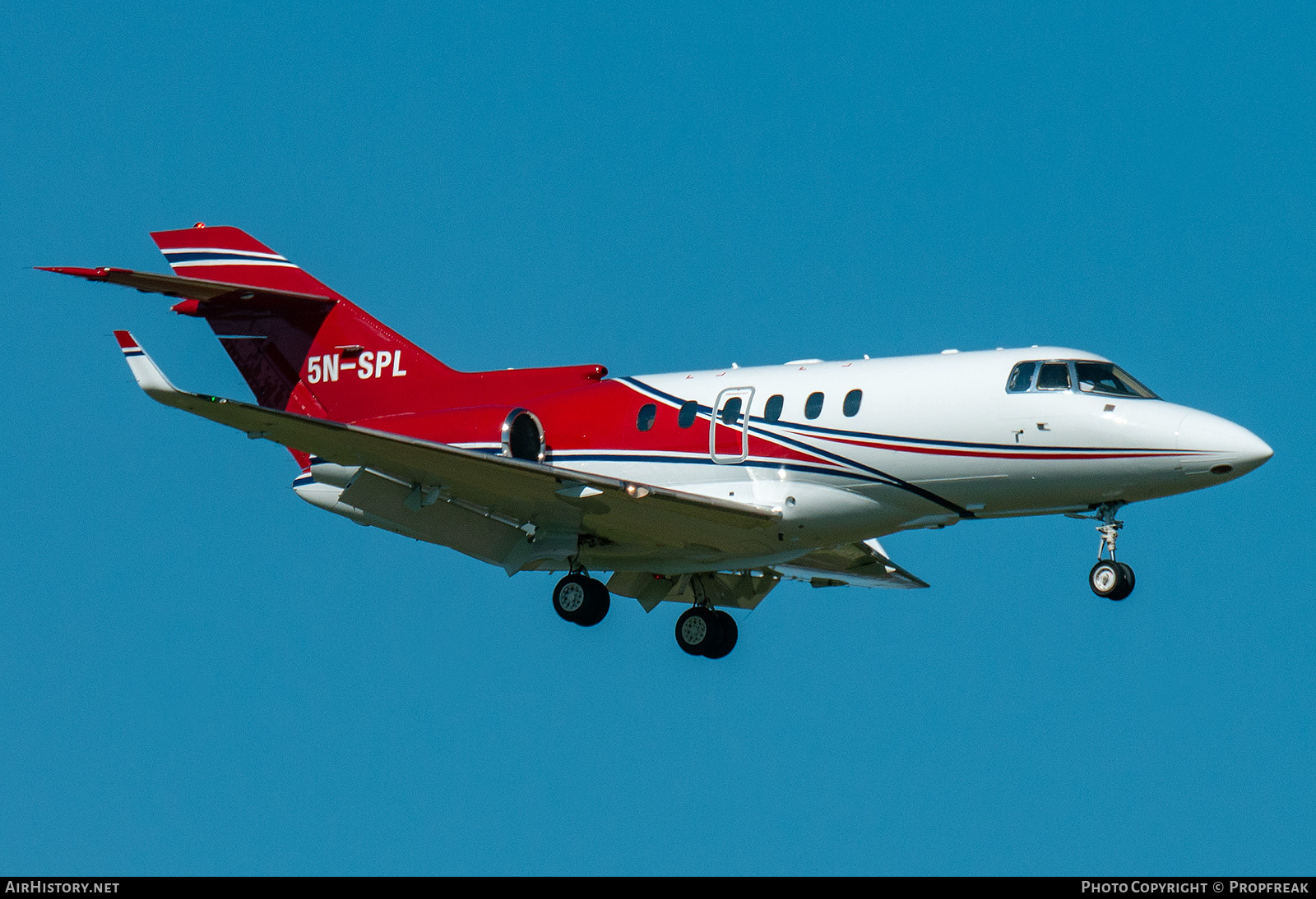 Aircraft Photo of 5N-SPL | Raytheon Hawker 850XP | AirHistory.net #634603