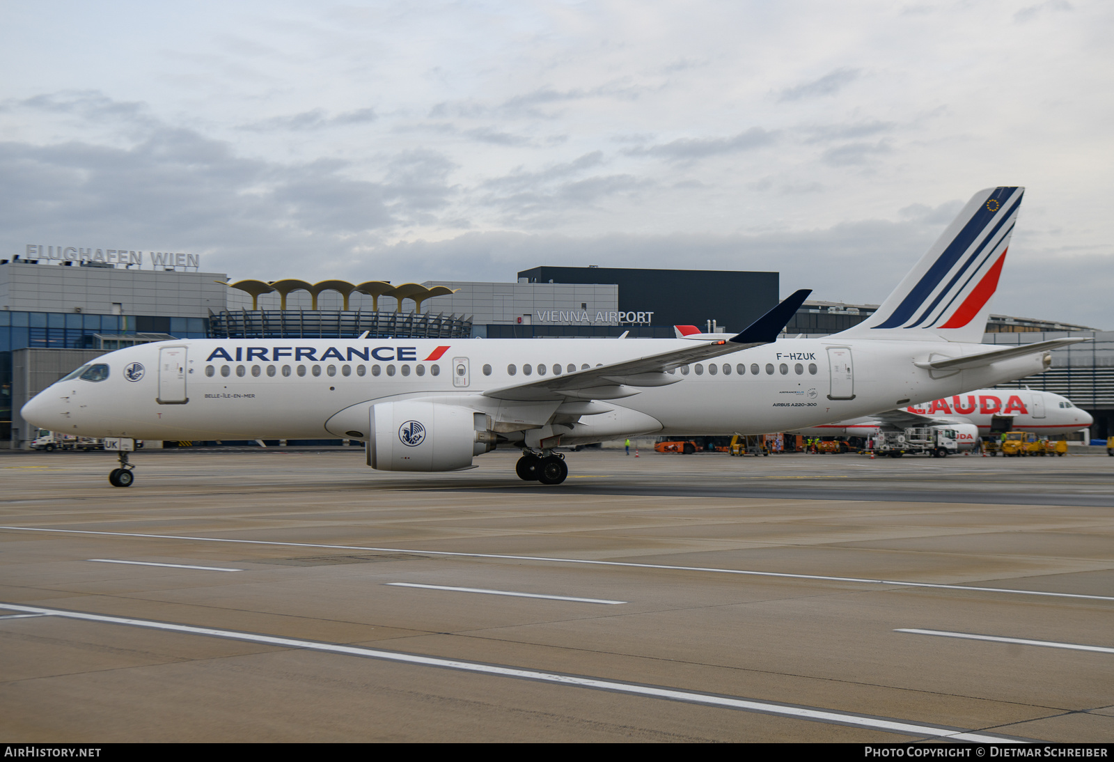 Aircraft Photo of F-HZUK | Airbus A220-371 (BD-500-1A11) | Air France | AirHistory.net #634707