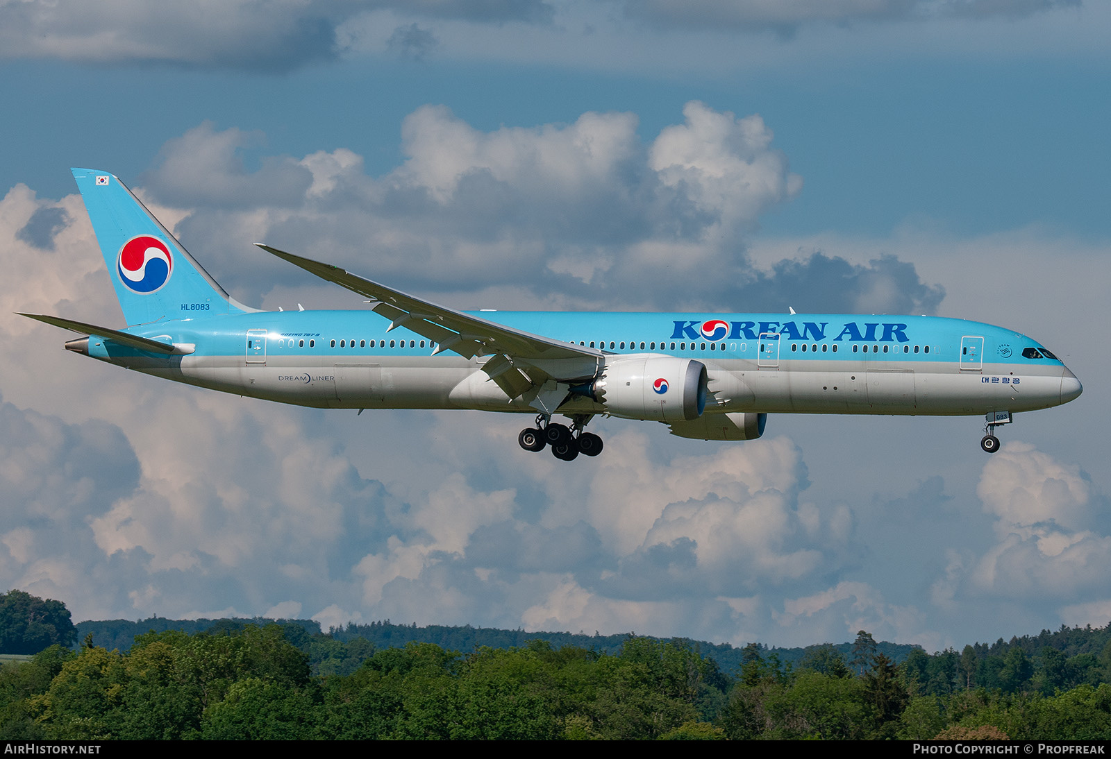 Aircraft Photo of HL8083 | Boeing 787-9 Dreamliner | Korean Air | AirHistory.net #634817