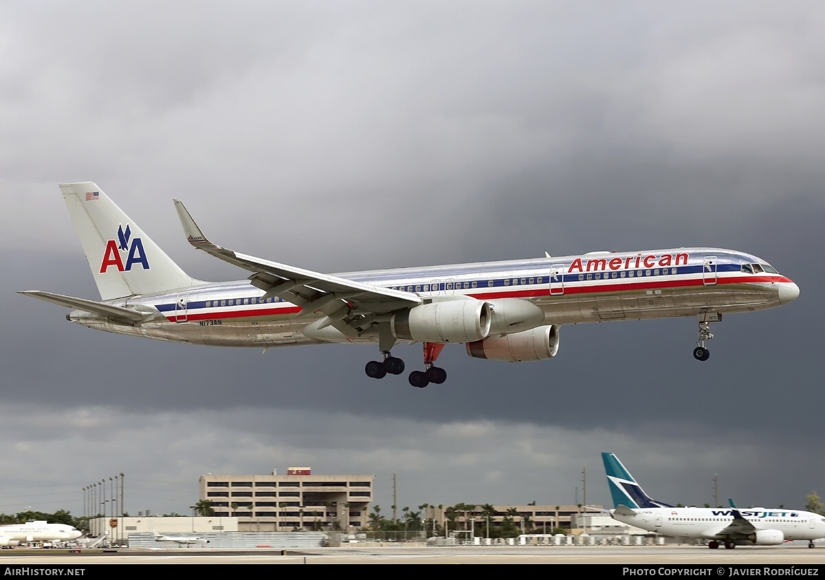 Aircraft Photo of N173AN | Boeing 757-223 | American Airlines | AirHistory.net #634863