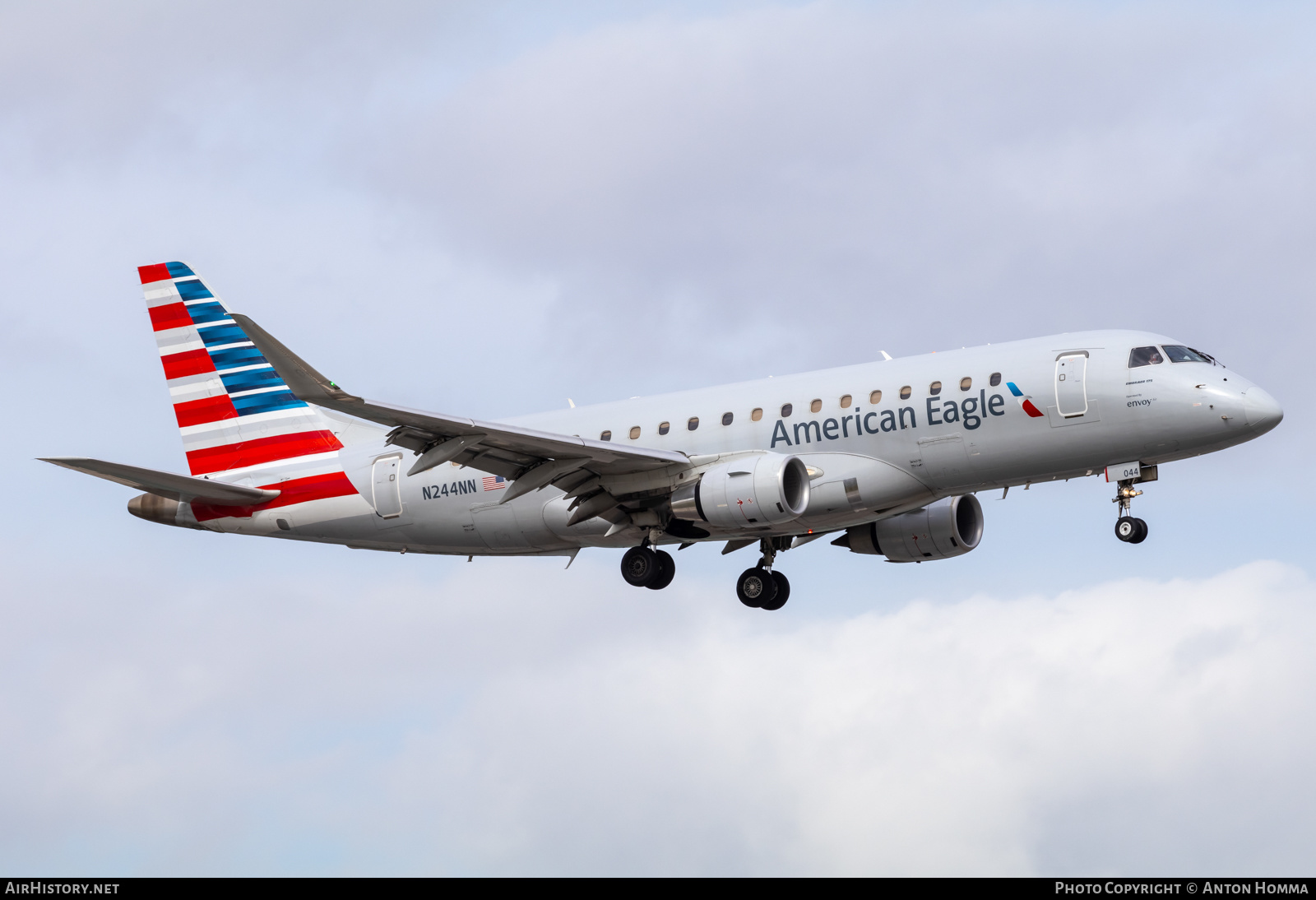 Aircraft Photo of N244NN | Embraer 175LR (ERJ-170-200LR) | American Eagle | AirHistory.net #634875