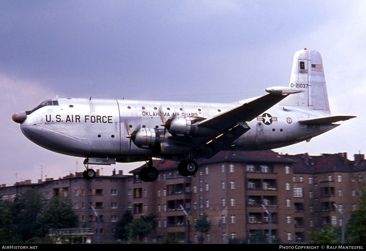 Aircraft Photo of 52-1037 / 0-21037 | Douglas C-124C Globemaster II | USA - Air Force | AirHistory.net #635119