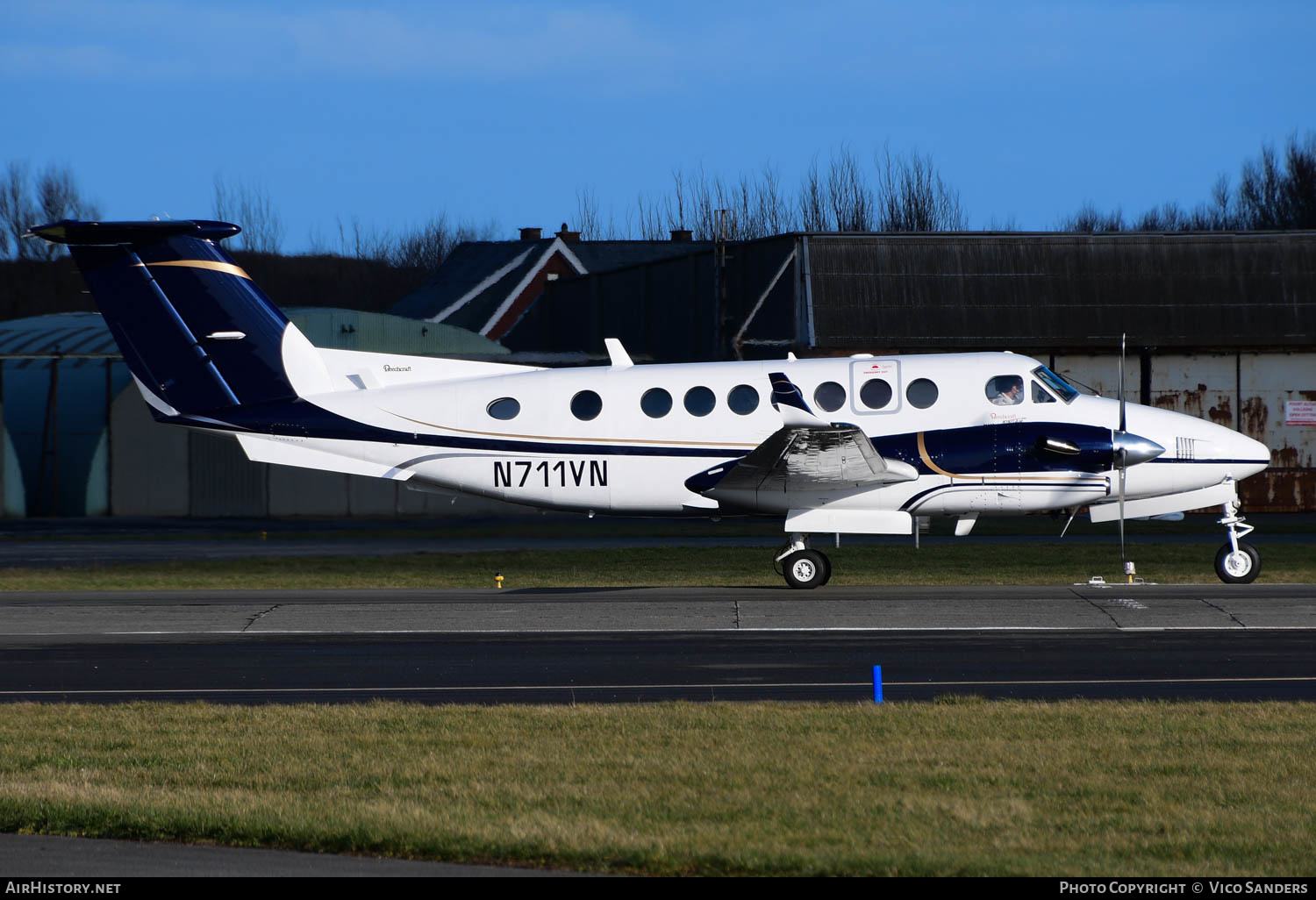 Aircraft Photo of N711VN | Beech Super King Air 350 (B300) | AirHistory.net #635353