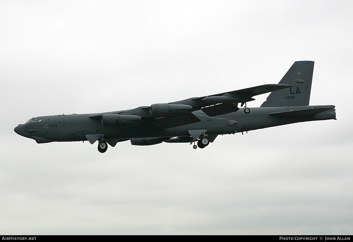 Aircraft Photo of 60-0030 / AF60-030 | Boeing B-52H Stratofortress | USA - Air Force | AirHistory.net #635415