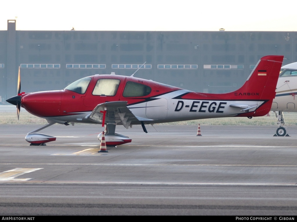 Aircraft Photo of D-EEGE | Cirrus SR-22T G6-GTS Carbon | AirHistory.net #635426