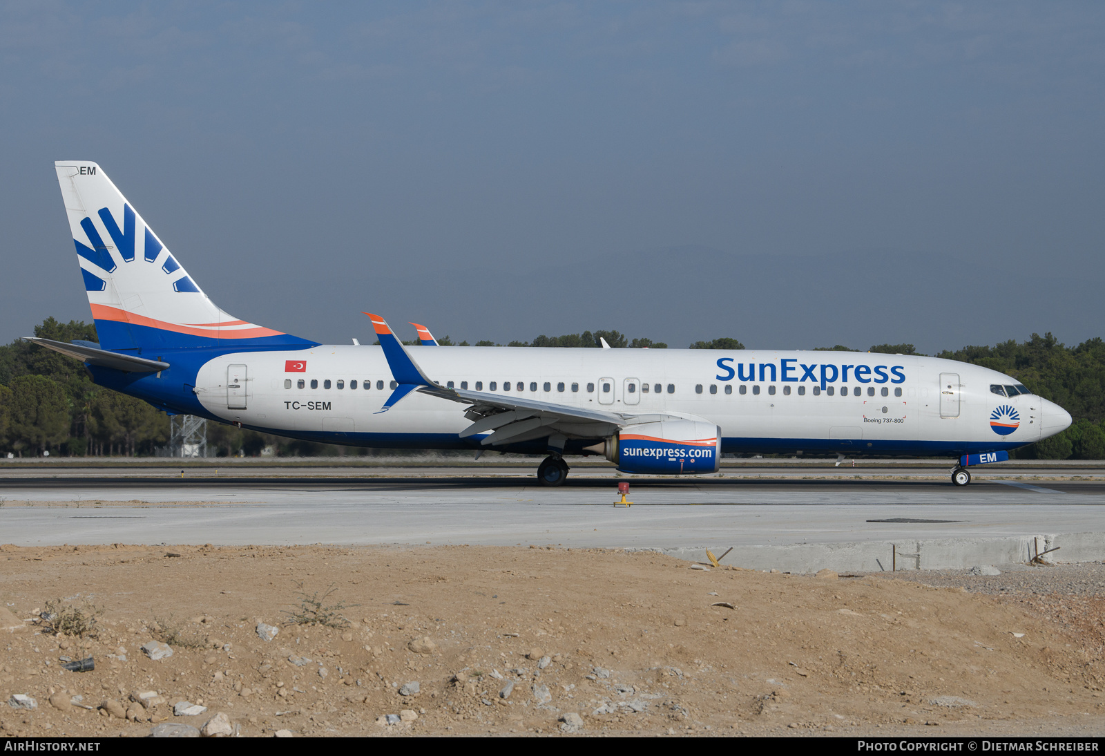 Aircraft Photo of TC-SEM | Boeing 737-8HC | SunExpress | AirHistory.net #635467