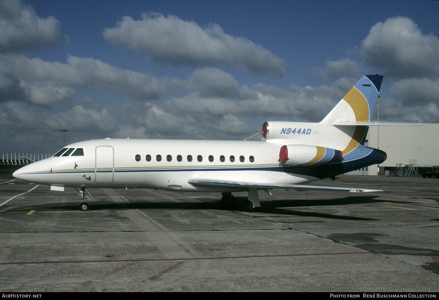 Aircraft Photo of N944AD | Dassault Falcon 900 | AirHistory.net #635497