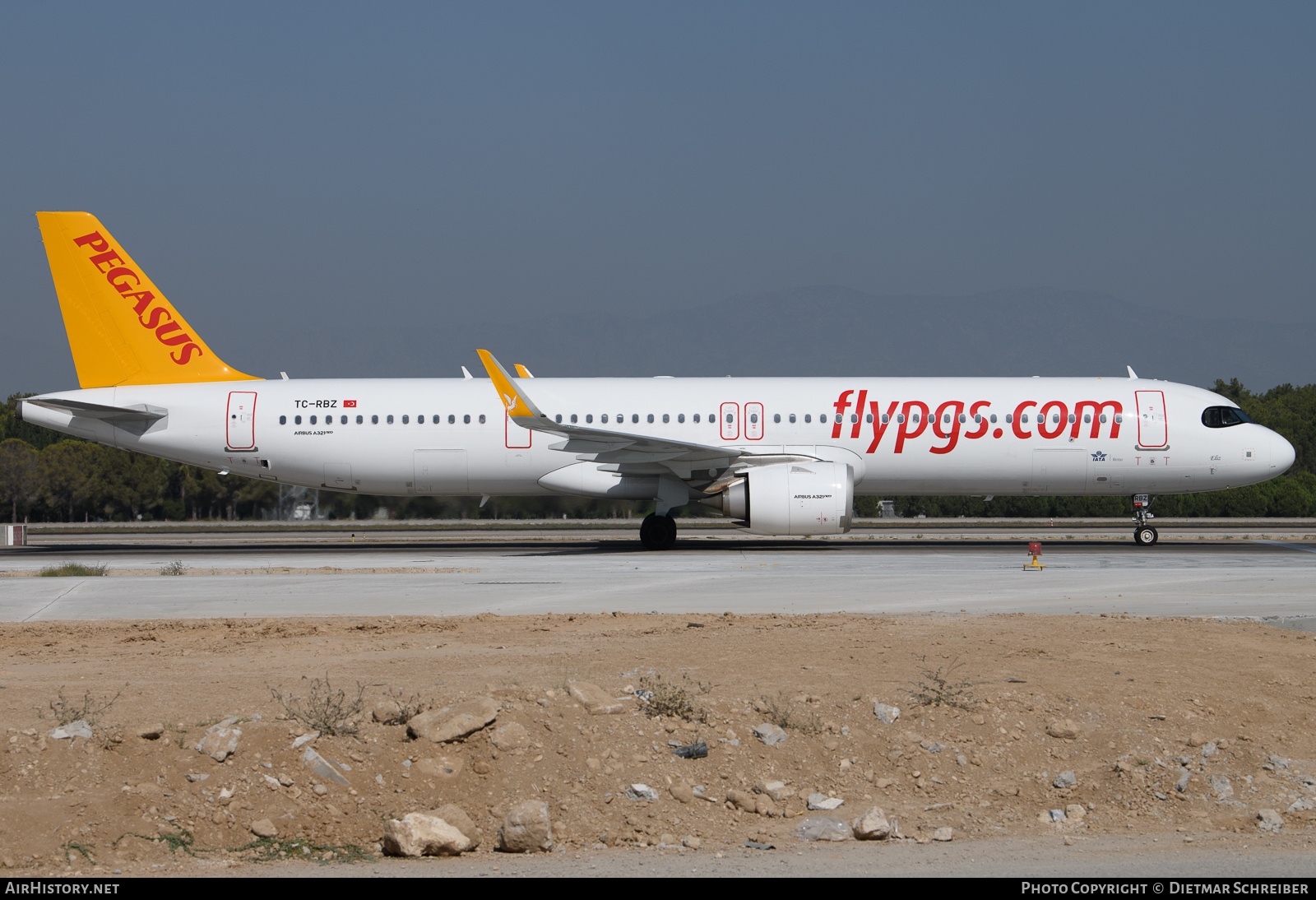 Aircraft Photo of TC-RBZ | Airbus A321-251NX | Pegasus Airlines | AirHistory.net #635516