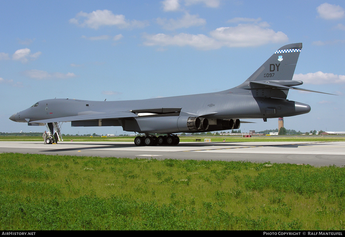 Aircraft Photo of 86-0097 / AF86-097 | Rockwell B-1B Lancer | USA - Air Force | AirHistory.net #635645